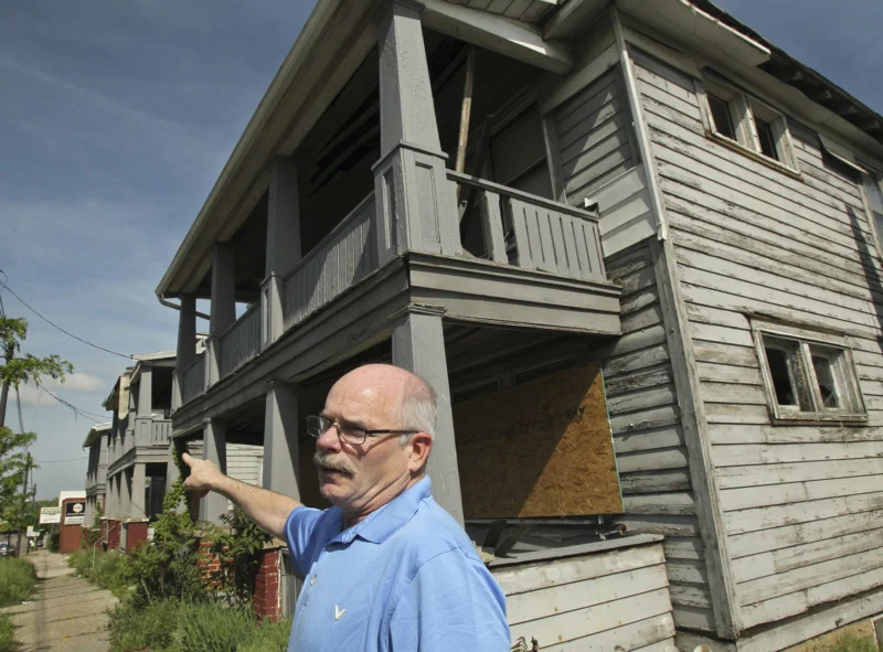 Photo Credit: Karen Schiely, Beacon Journal/Ohio.com