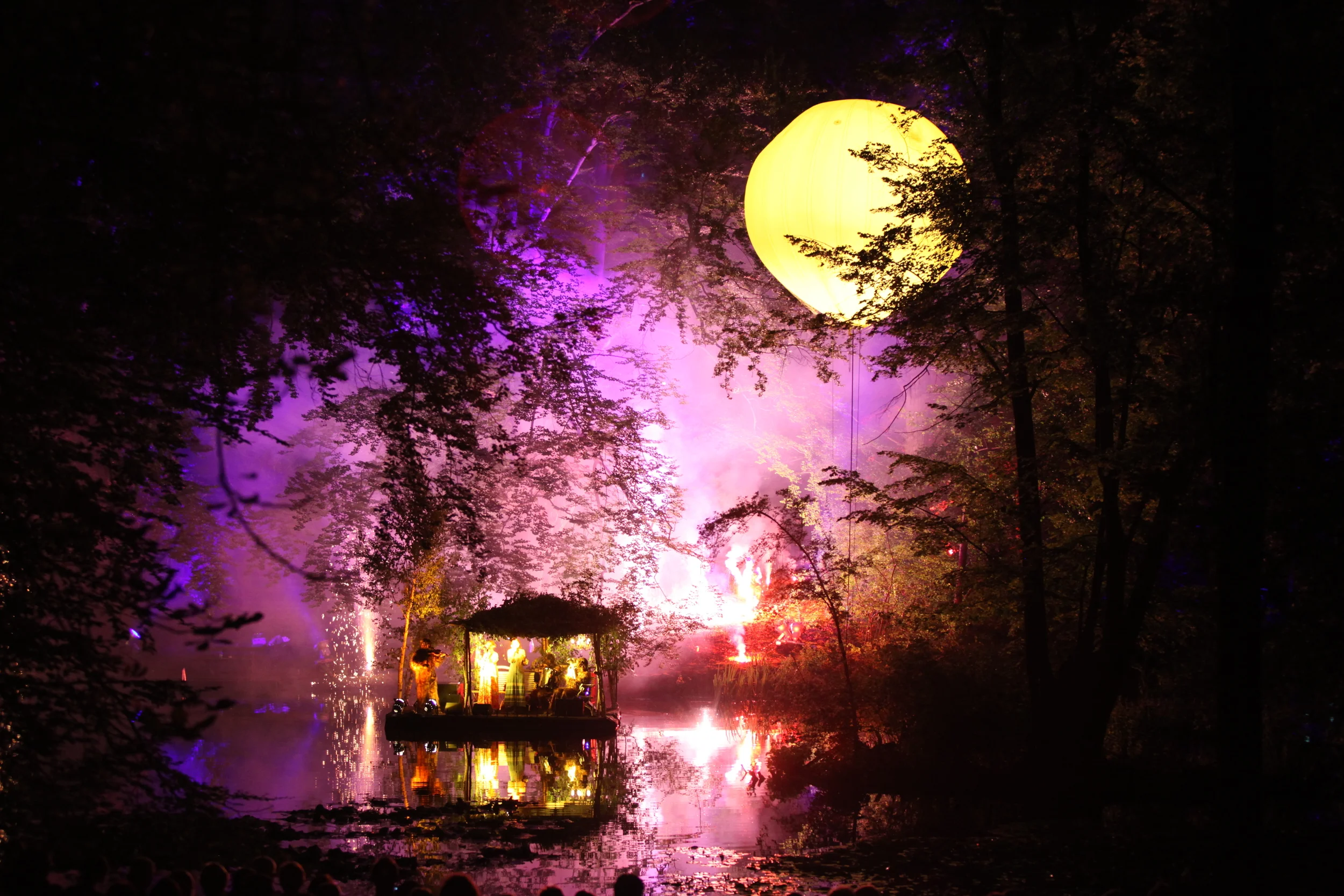 SCHLÖSSERNACHT 05.JPG