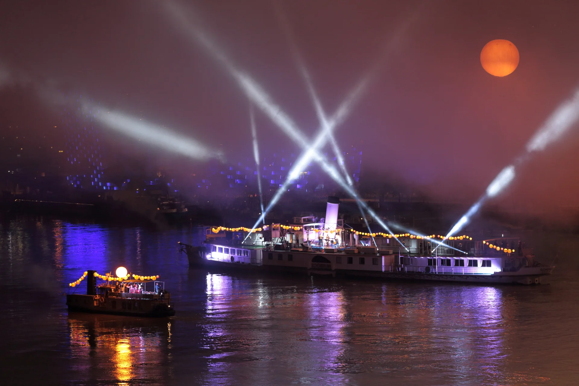 KLANGWOLKE LINZ 07.JPG