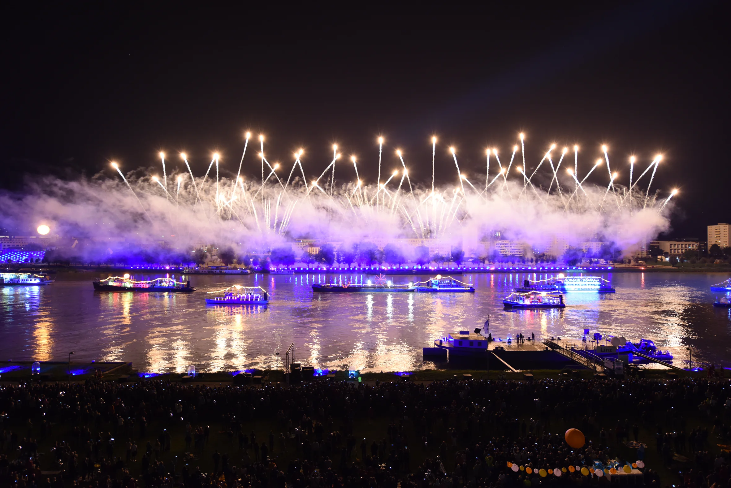 KLANGWOLKE LINZ 10.JPG