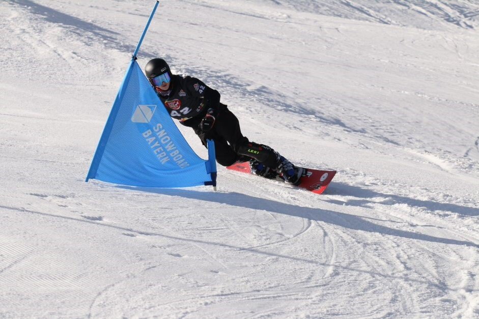      Samuel Vojtasek bei der bayerischen Meisterschaft Slalom, Sudelfeld ©SNBGER 