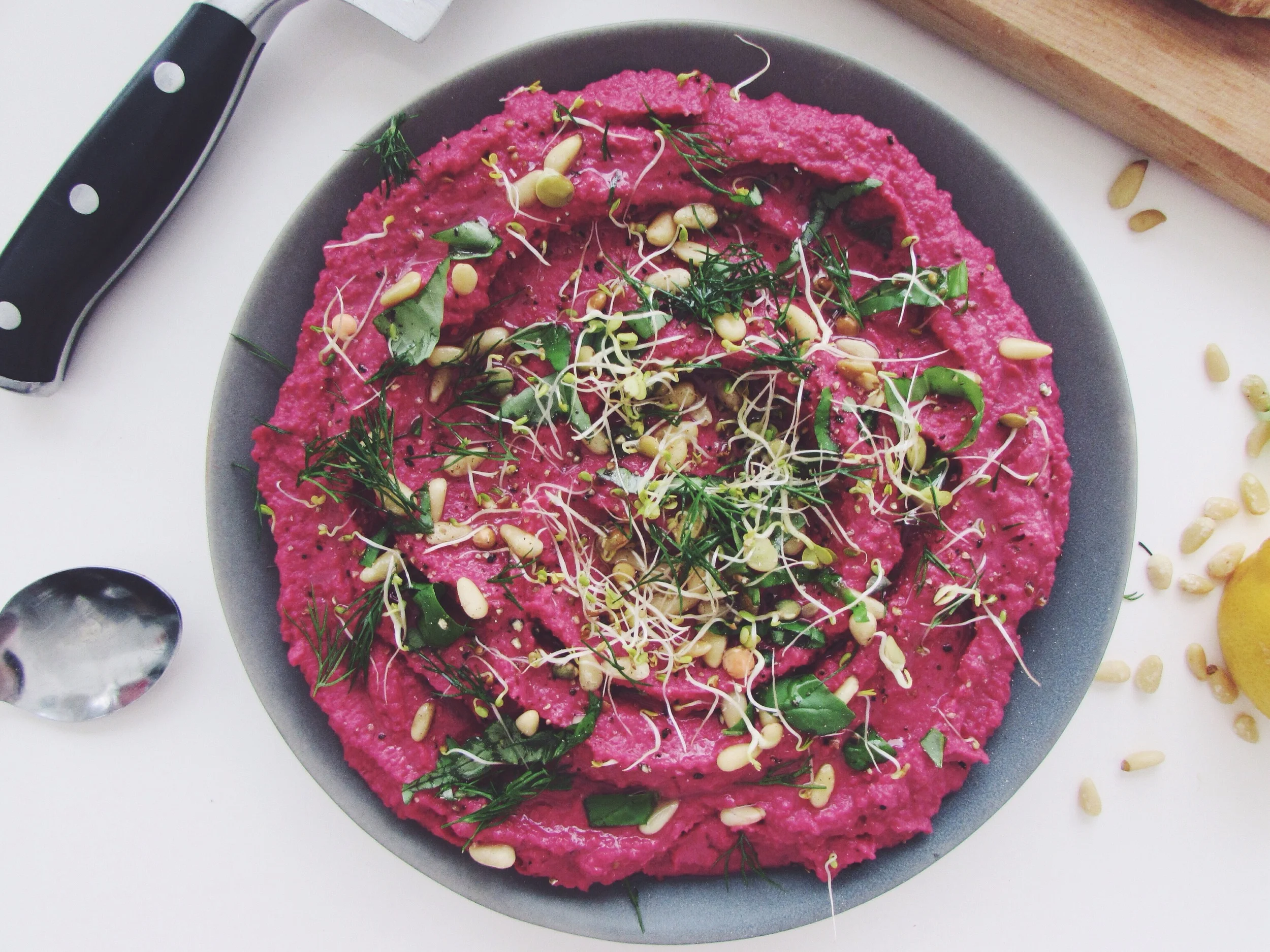 beetroot hummus