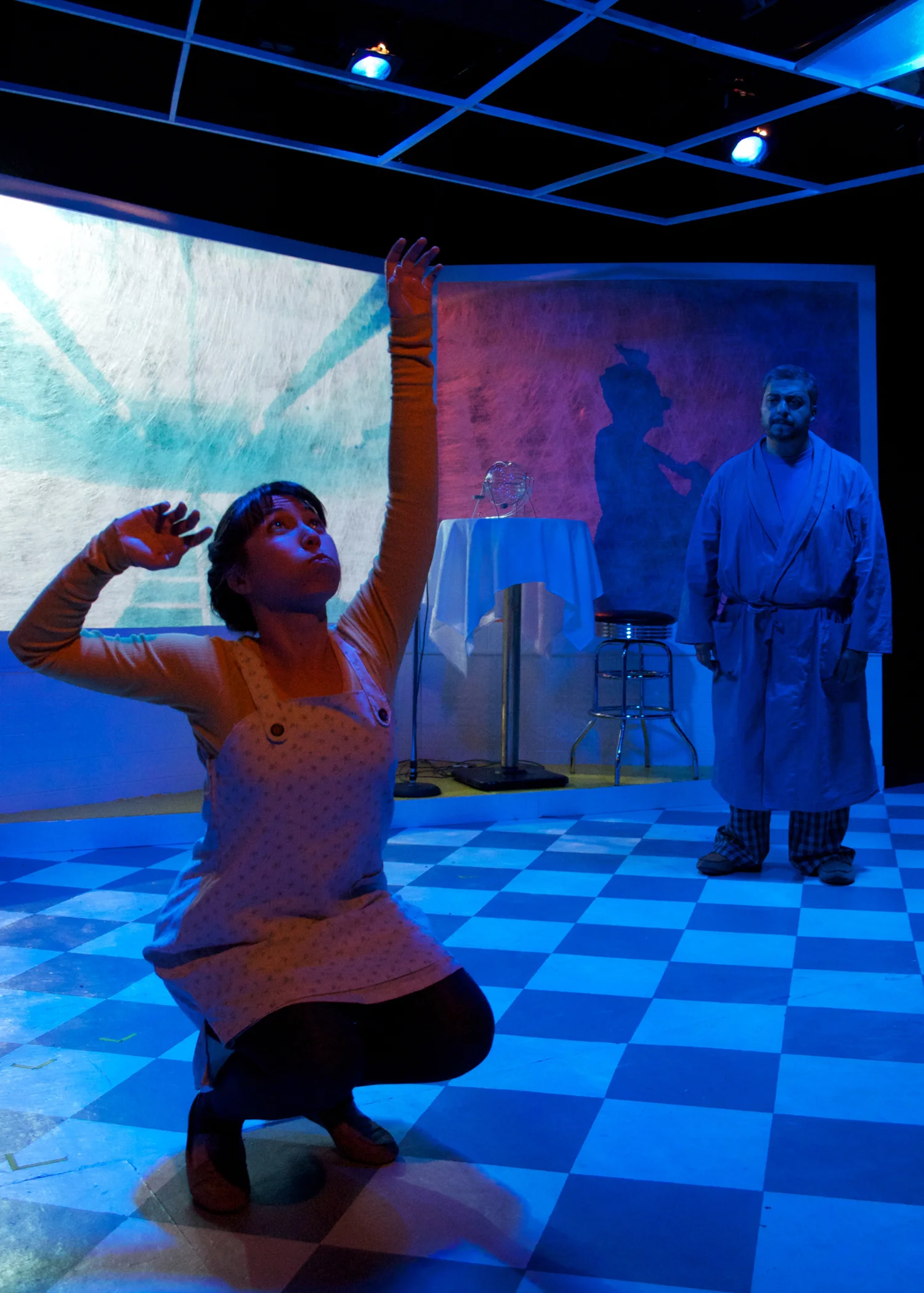 MortarTheatre_BombsBabesandBingo-RichardPerezMeganTabaqueStephanieStroud_PhotoTomMcGrath.jpg