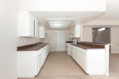 32880-Rancho-Vista-Cathedral-City-3.jpeg