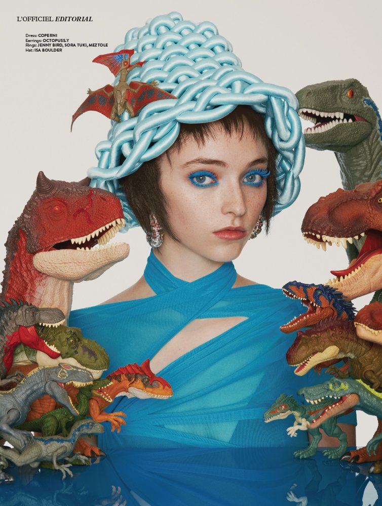 EDITORIAL JURASSIC BEAUTY by Filippo Del Vita and Desiree Guery_10 pages-3 copy.jpg