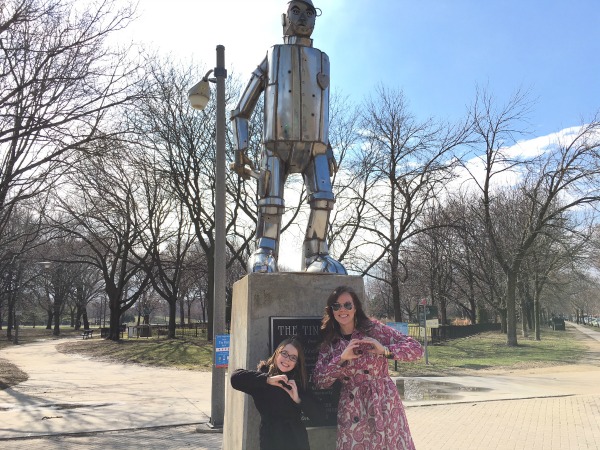 Big hearts here. We love Chicago!
