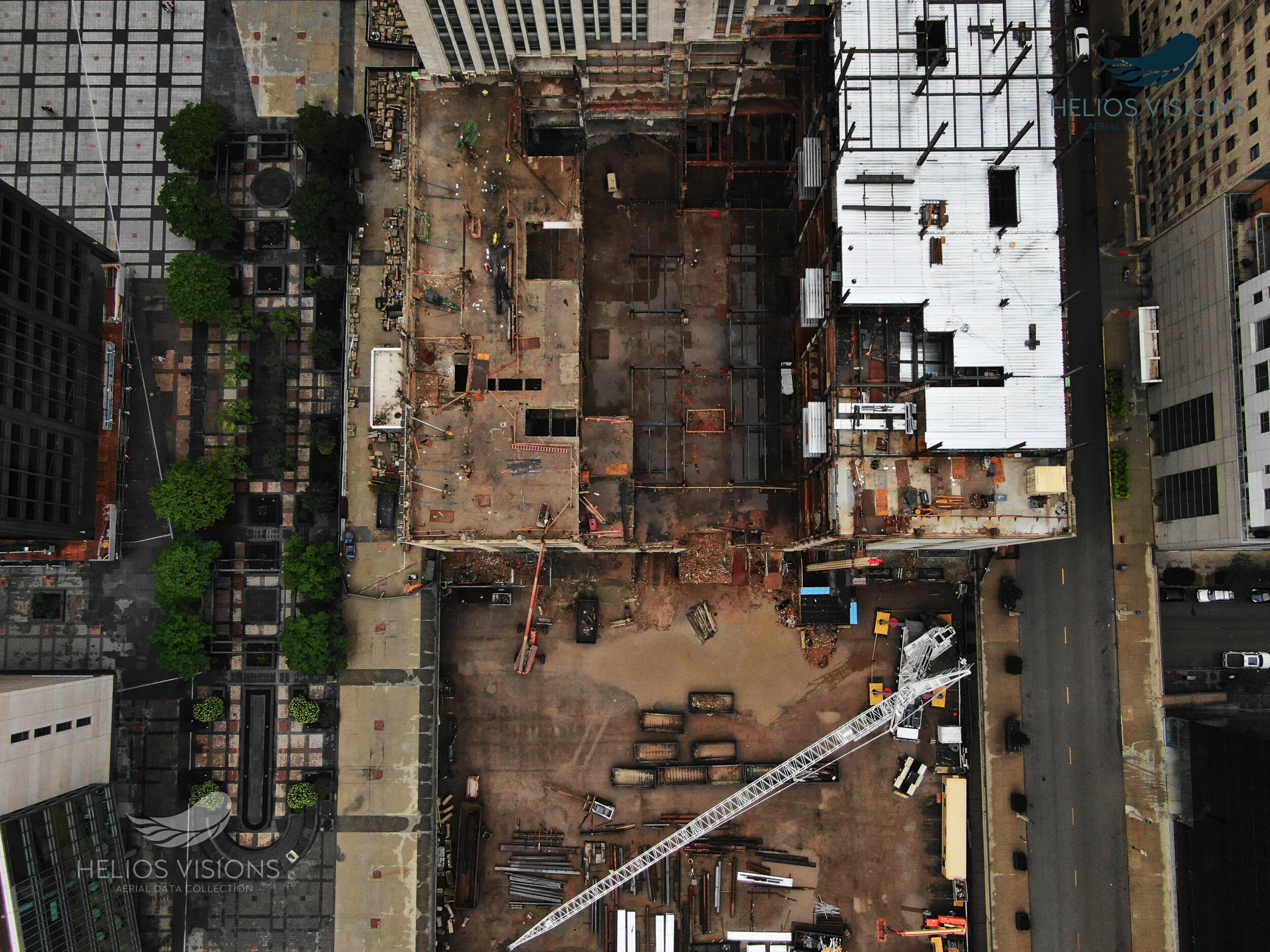 Tribune Tower (aerial view 4/6)