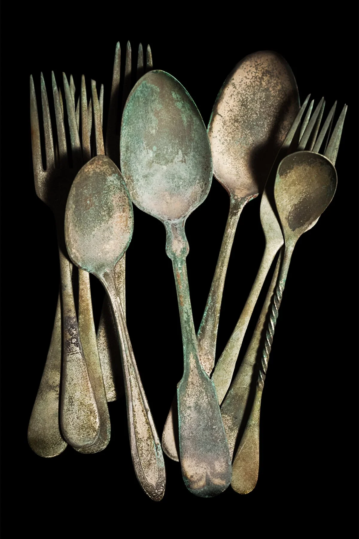 Treasure_SalmonCreekFlatware.4X6.jpg