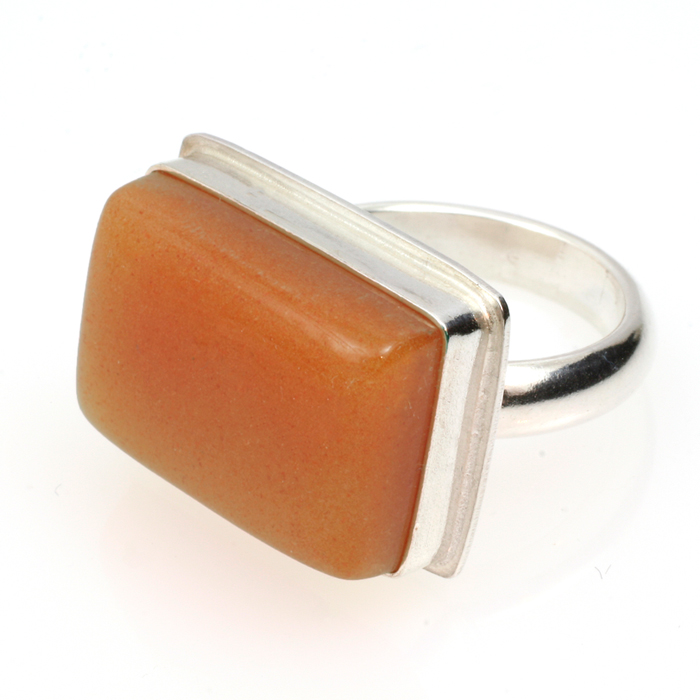 silhouette-ring-mandarin-sized.jpg