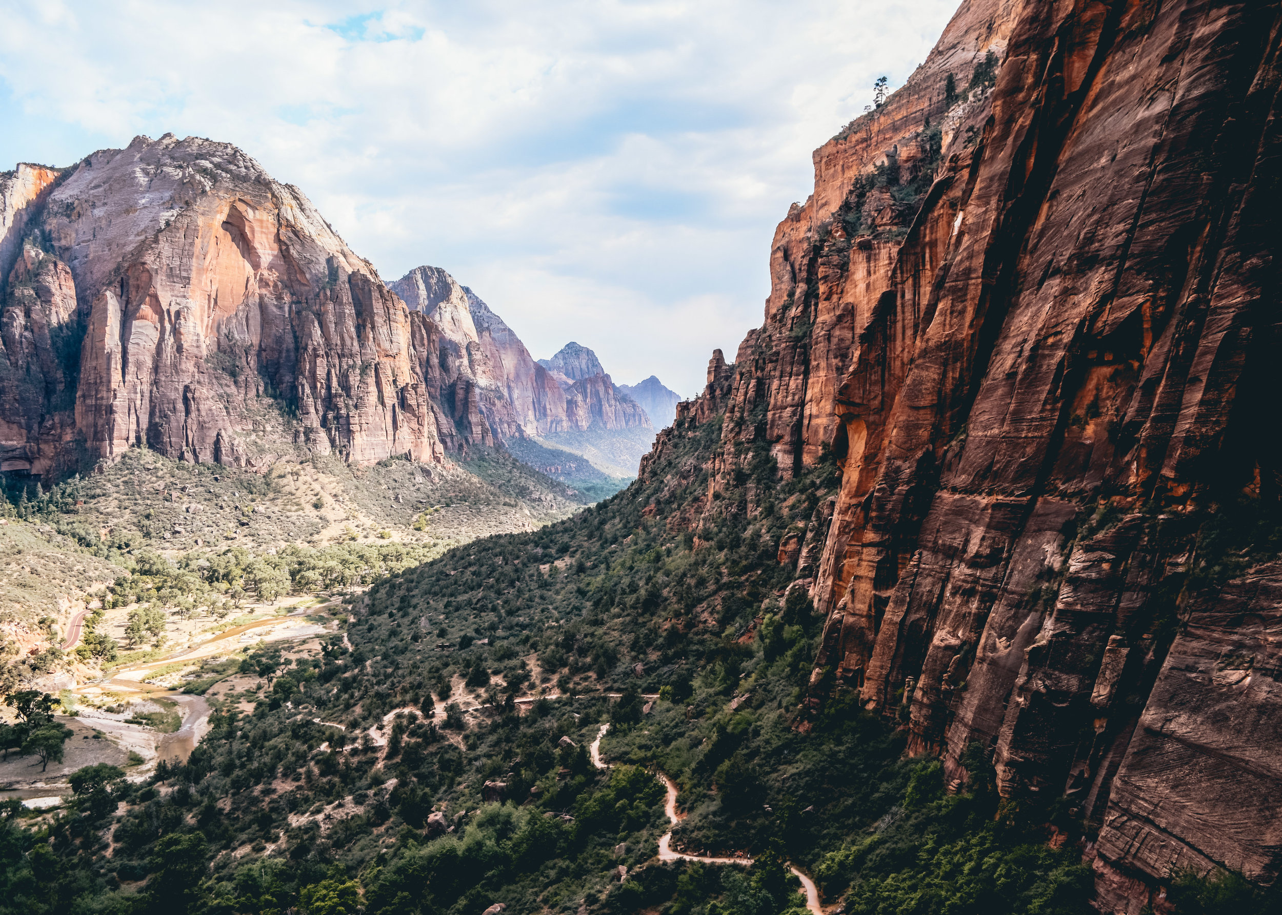 Zion_AngelsLanding.jpg