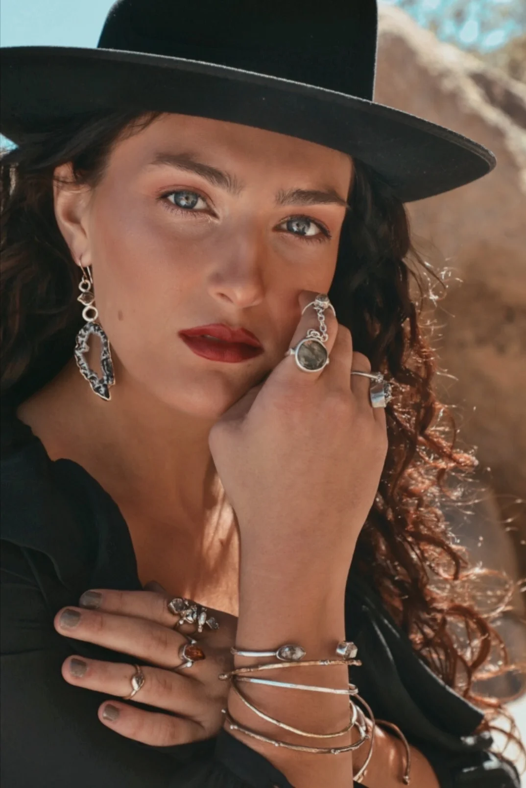  Photography- @itssarab Sara AB Jewelry- @mirandahopejewelry Miranda Hope  Model- @eleanorronson Ellie Vance Patrikios  Model- @itsmemakinna Makinna Hardy Hair and Makeup- @beautybyalessi Angela Alessi Stylist- @alexpiersonnn Alex Pierson 