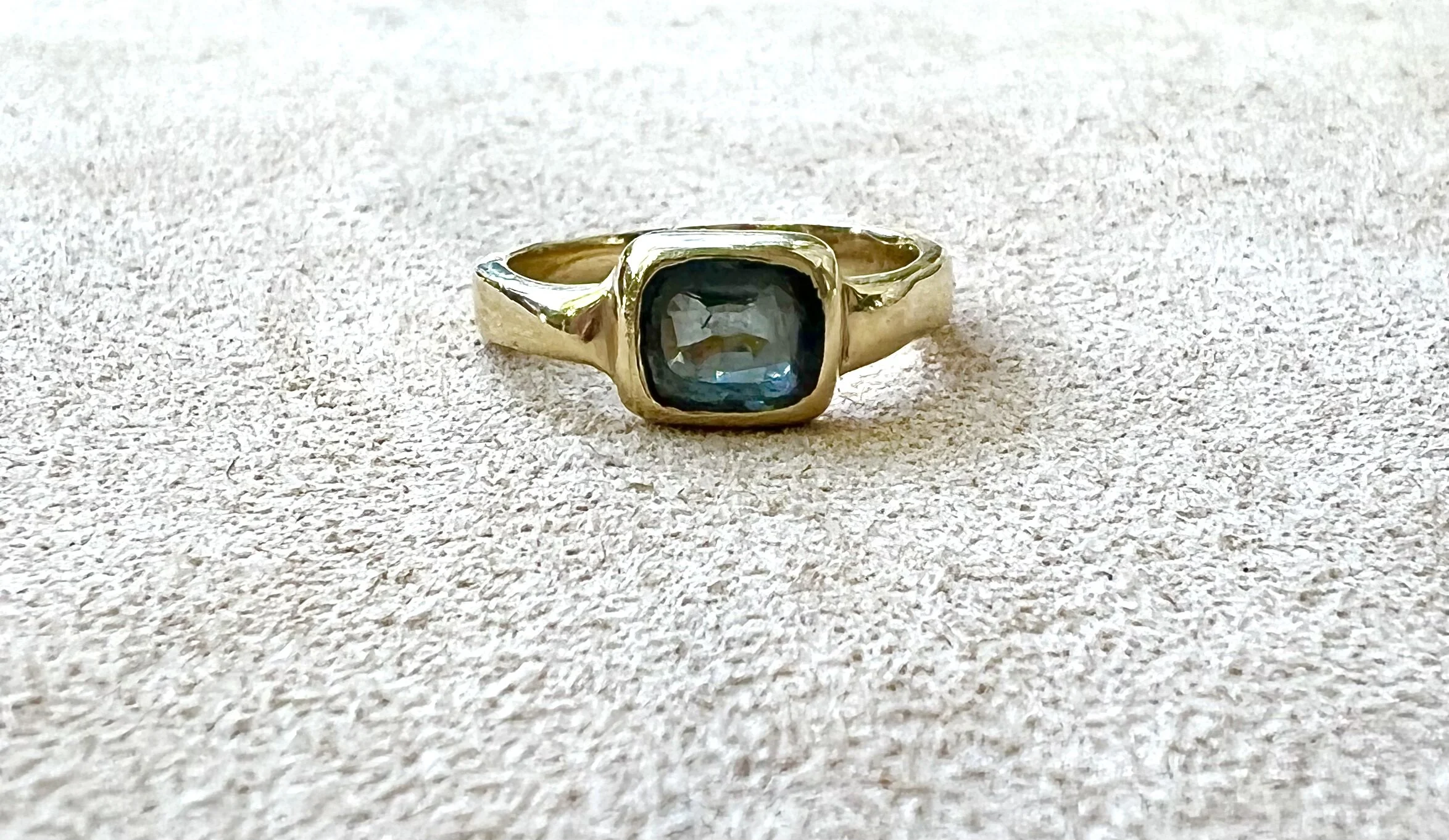 D99911E4-9F42-40F8-A3F2-1359A1760ED7