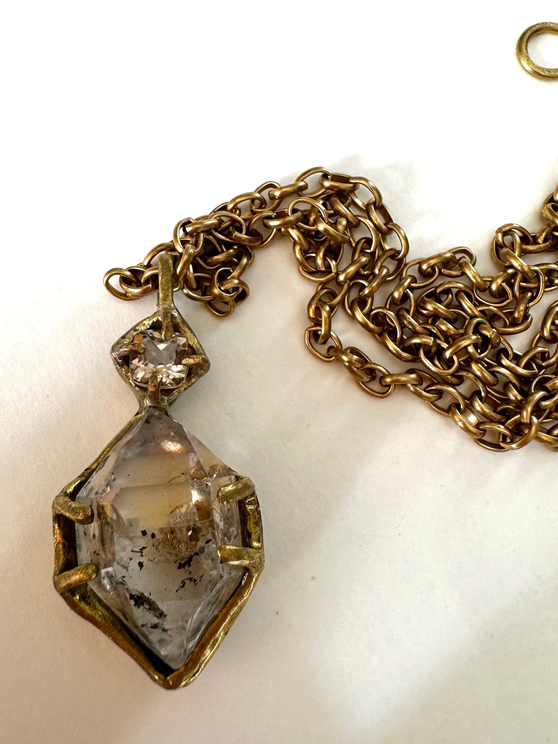 D932D5F8-42D6-40DA-8A19-941B694FA8FB