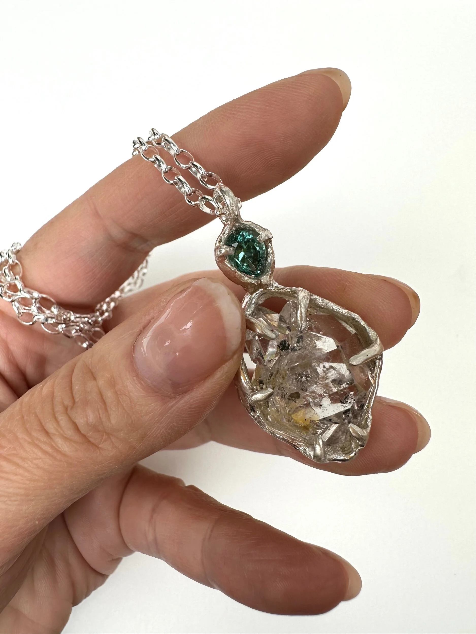 BB23D279-FE70-4465-9429-17A093FBD86F