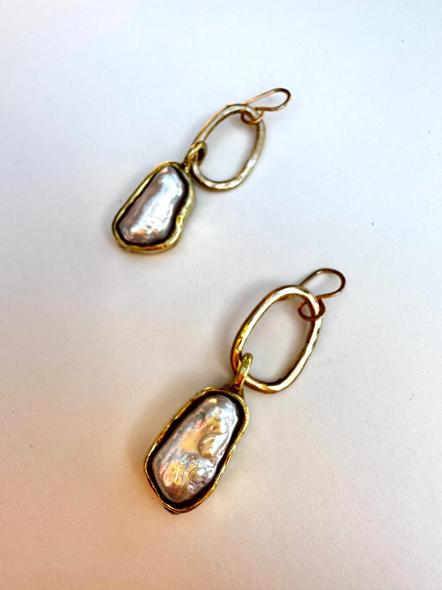 02F633E4-A77B-4C6E-BF7F-469E06D42F7C