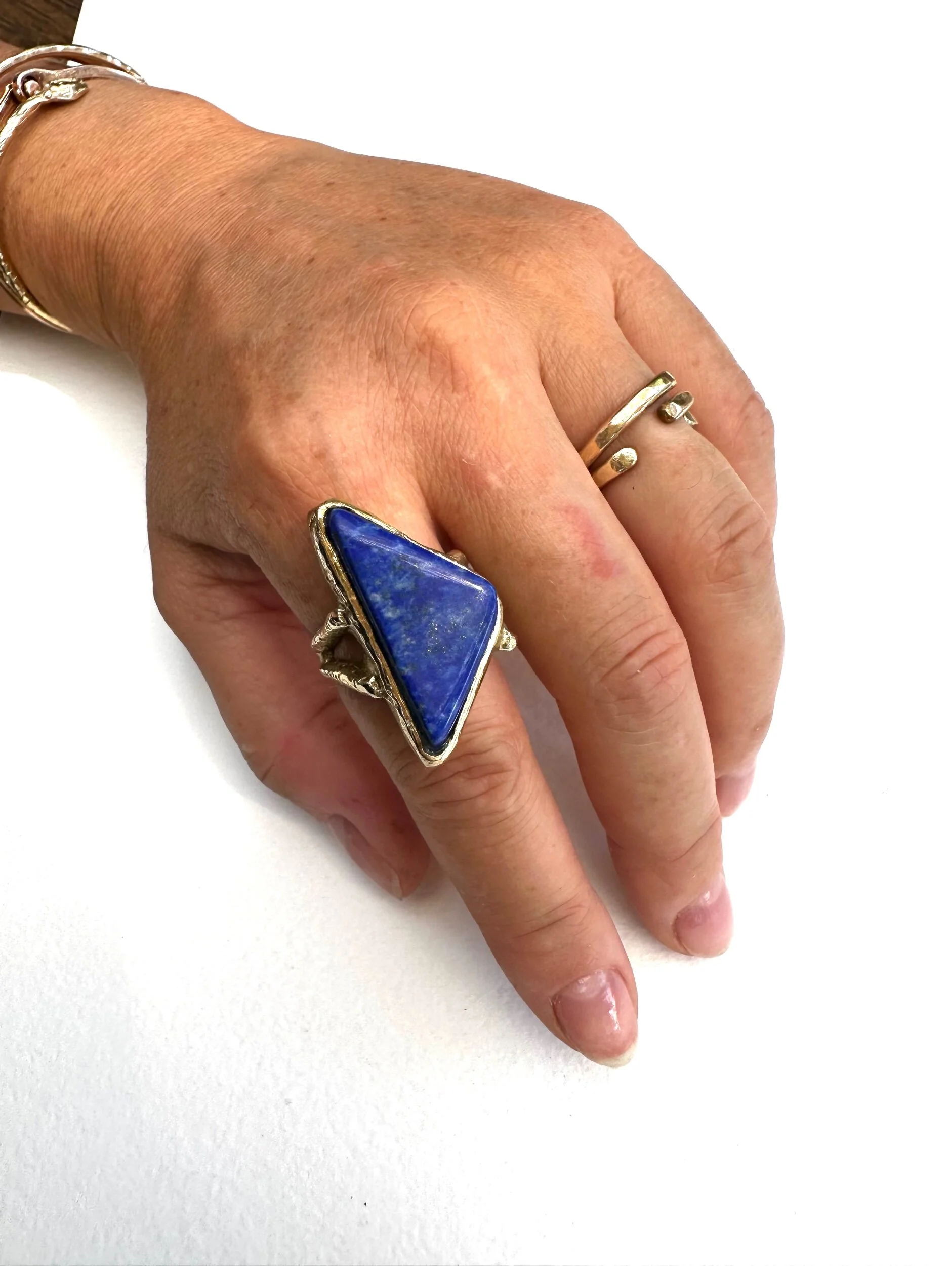 AA88F4C4-1DE5-45A1-BC9A-DB19C0A404CD