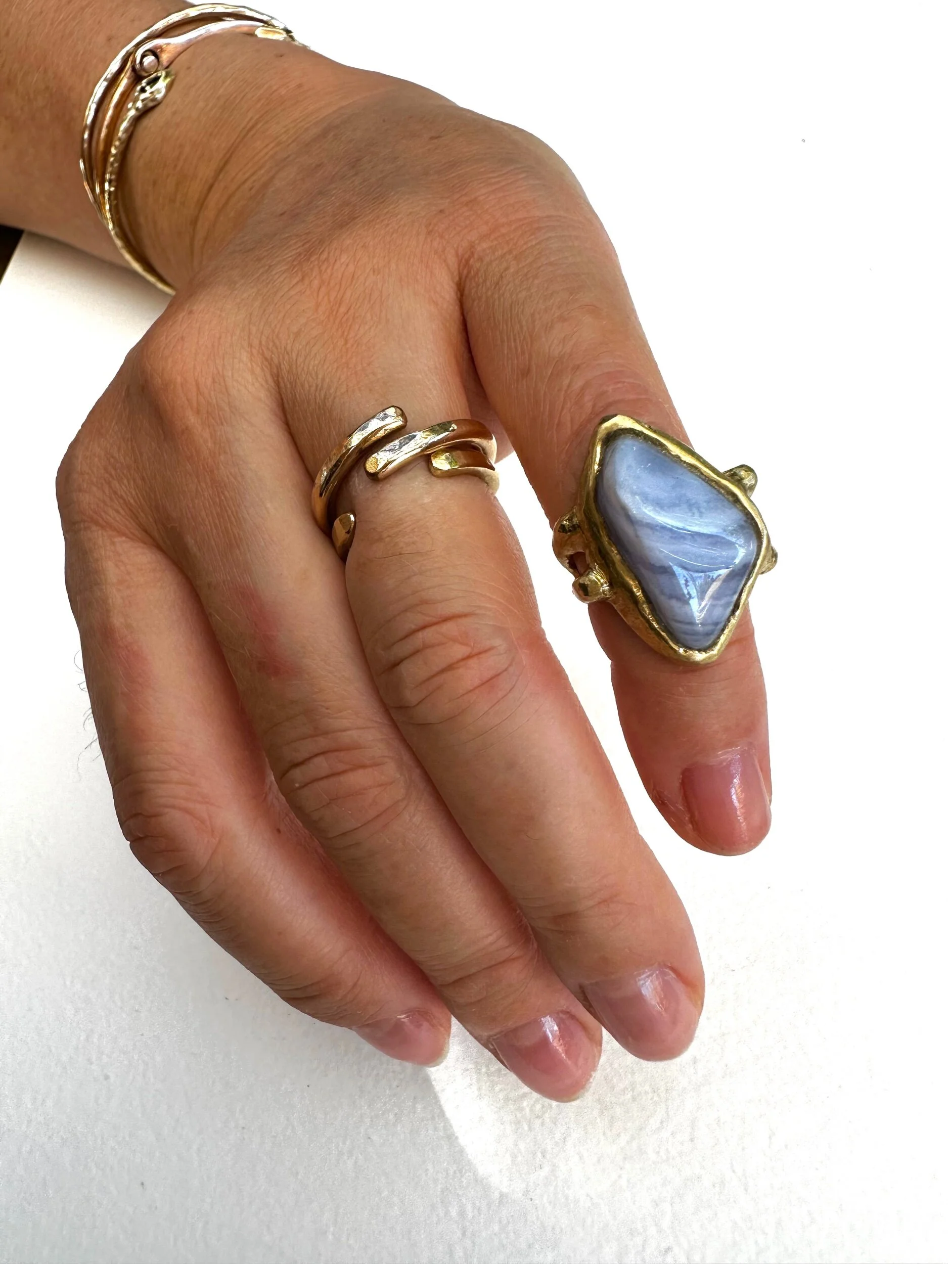 87211AA5-C5B5-4D5C-8166-9B3EFECAC3E4