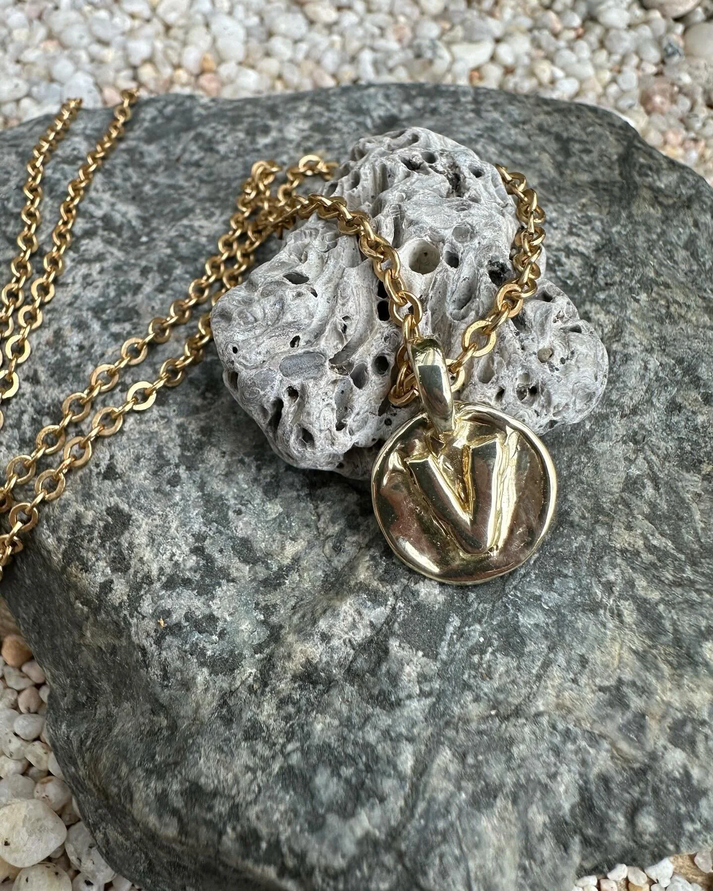 EB4CC9B5-FF38-4C5D-A92A-6D36ABD536C7