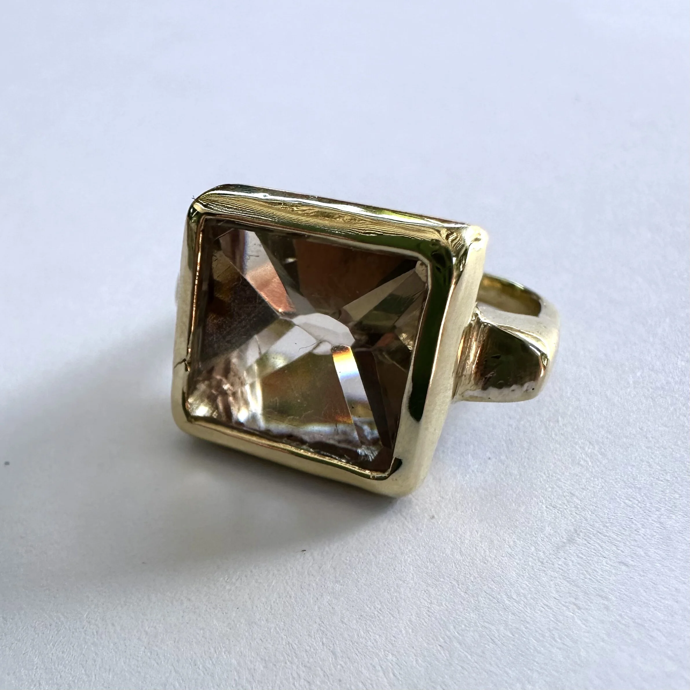 B8D4353C-F05A-4B6E-AE57-C229A53DCF24