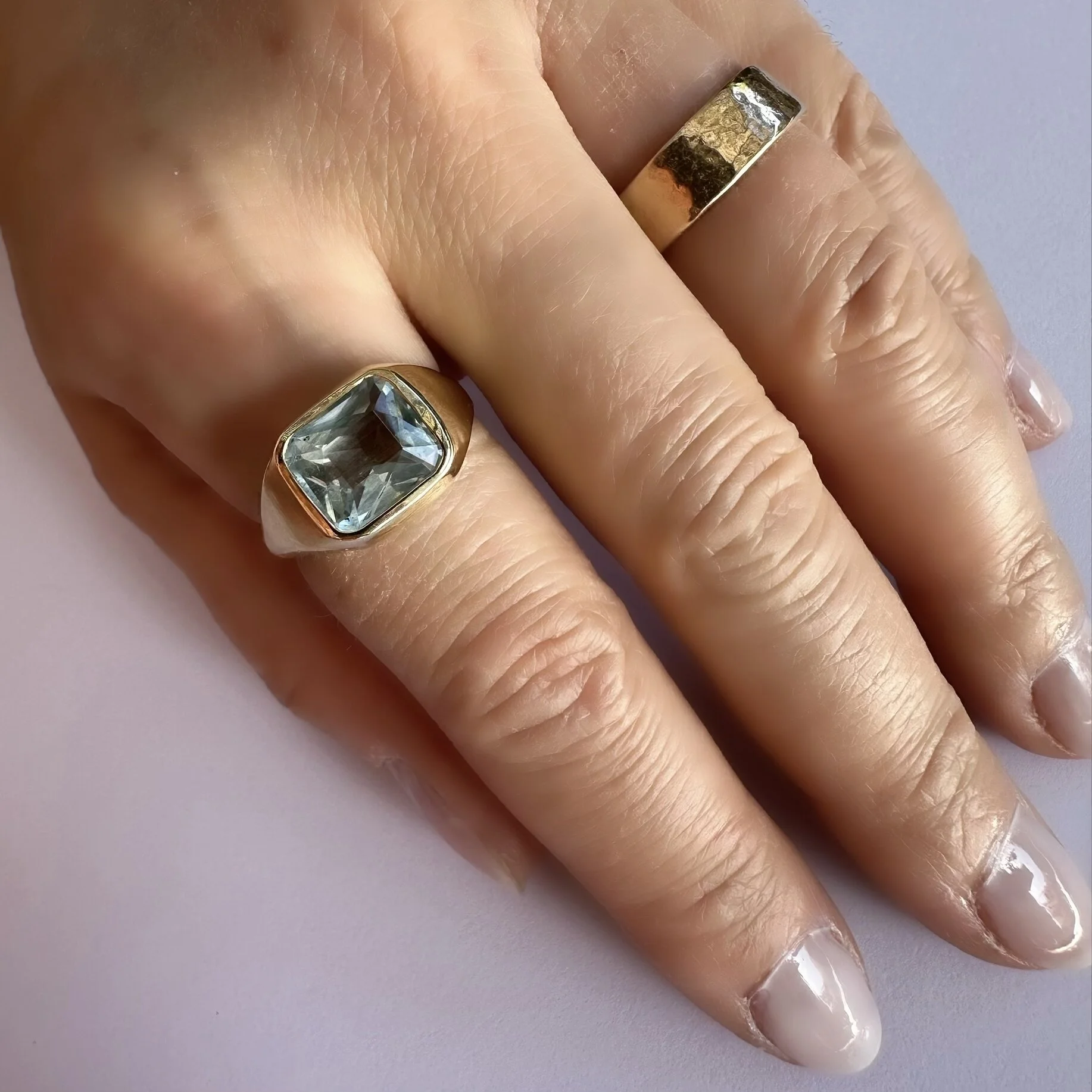 56490496-763D-44CF-8506-C21DEE43295A