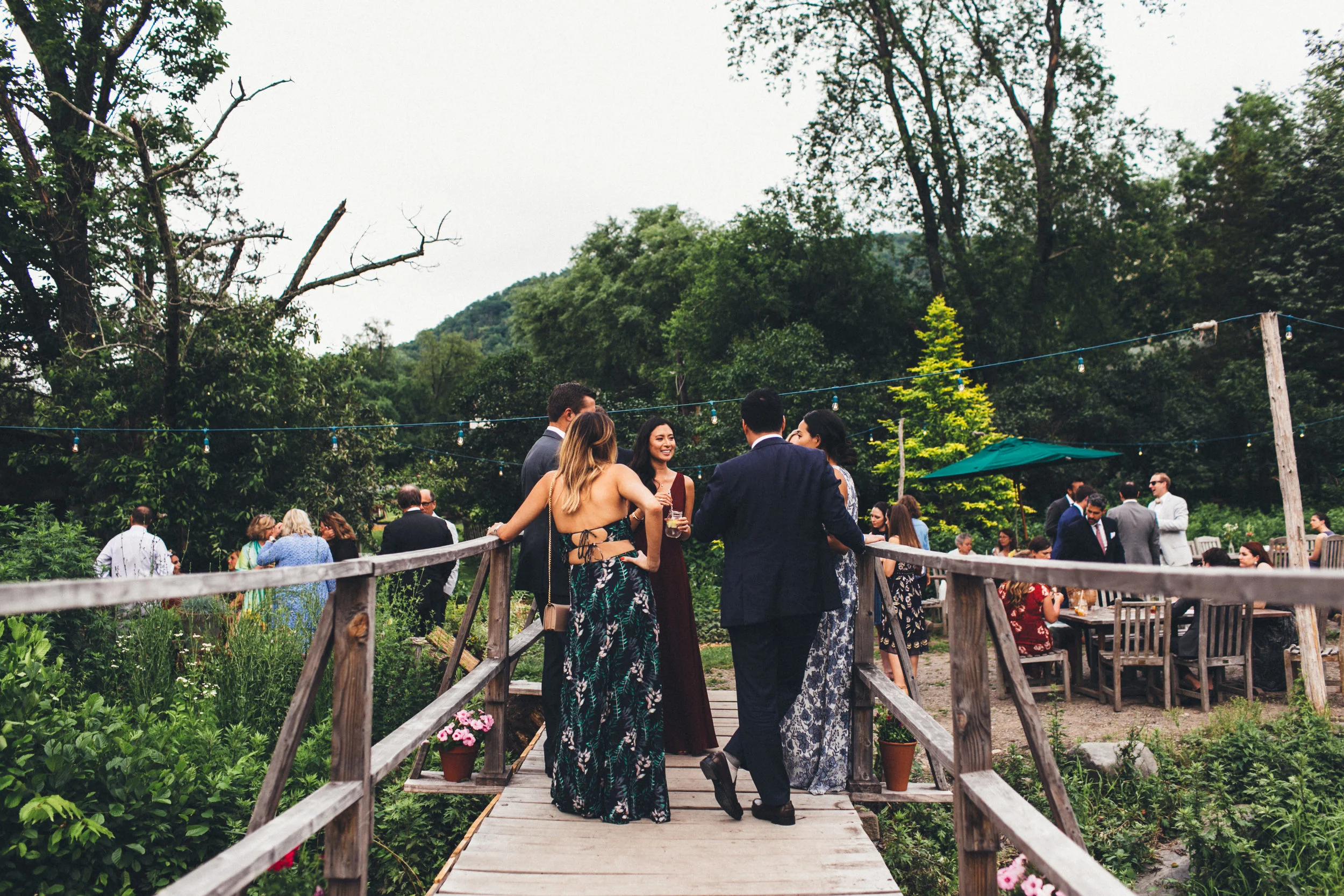 Brooke_Alex_Blooming_Hill_Farm096.jpg