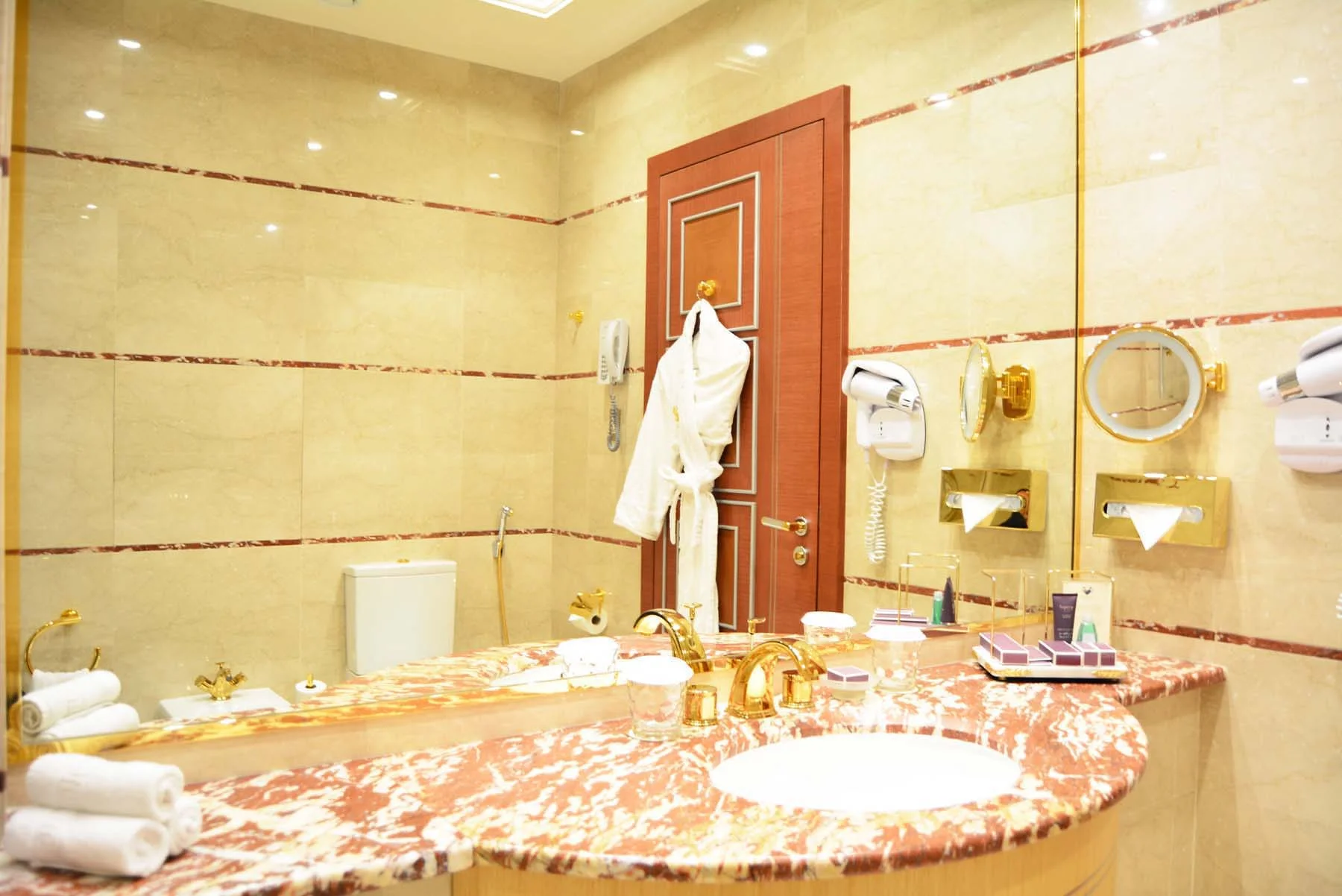 The Ritz Carlton Riyadh.jpg