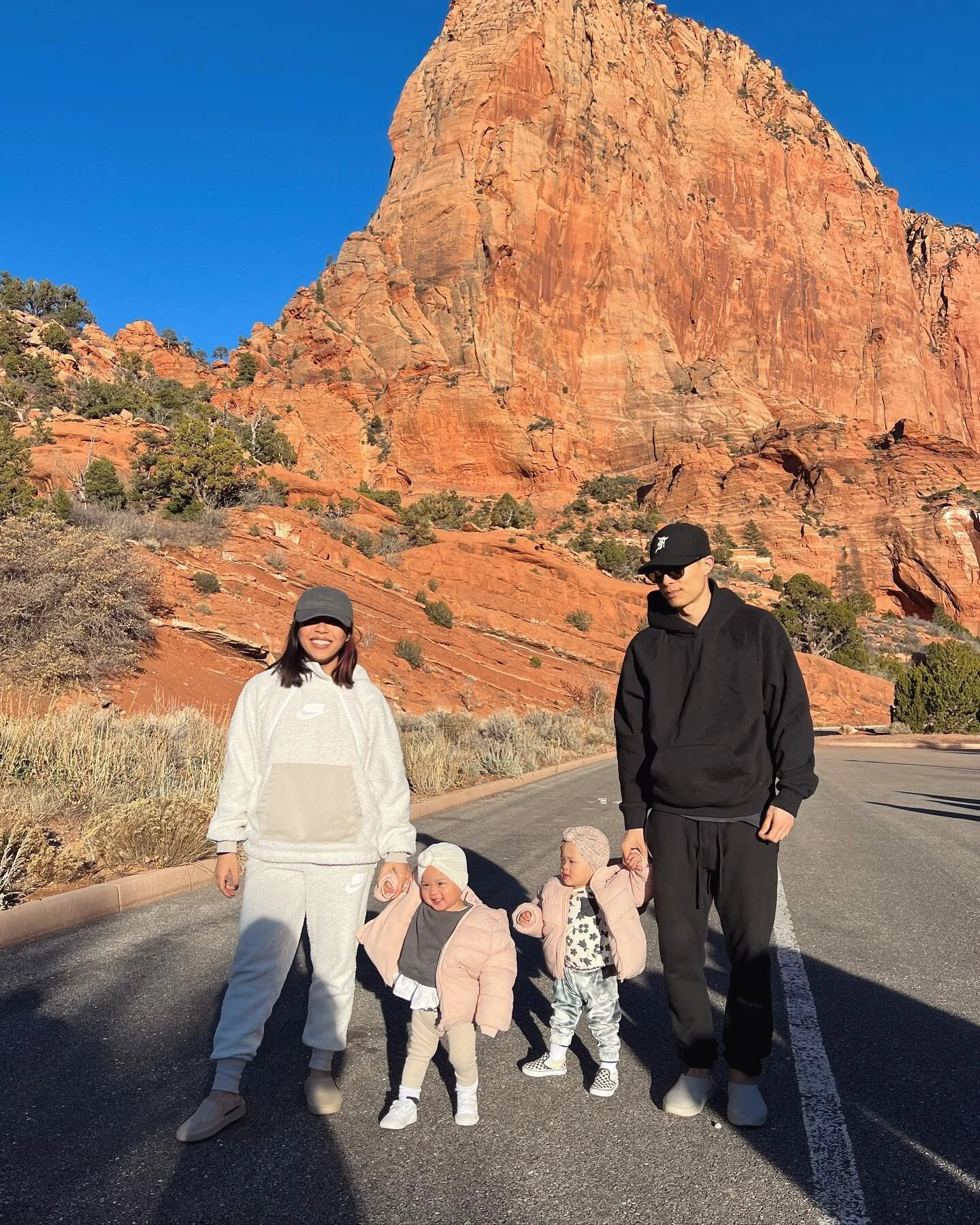 Hello from Zion 👋🏻👨&zwj;👩&zwj;👧&zwj;👧
We took a road trip and it was so fun! Shai only threw up twice and shat all over my hands&hellip; once. But we made it and enjoying the views. 

Check out Merci standing like mama heh 🥰👯&zwj;♀️
