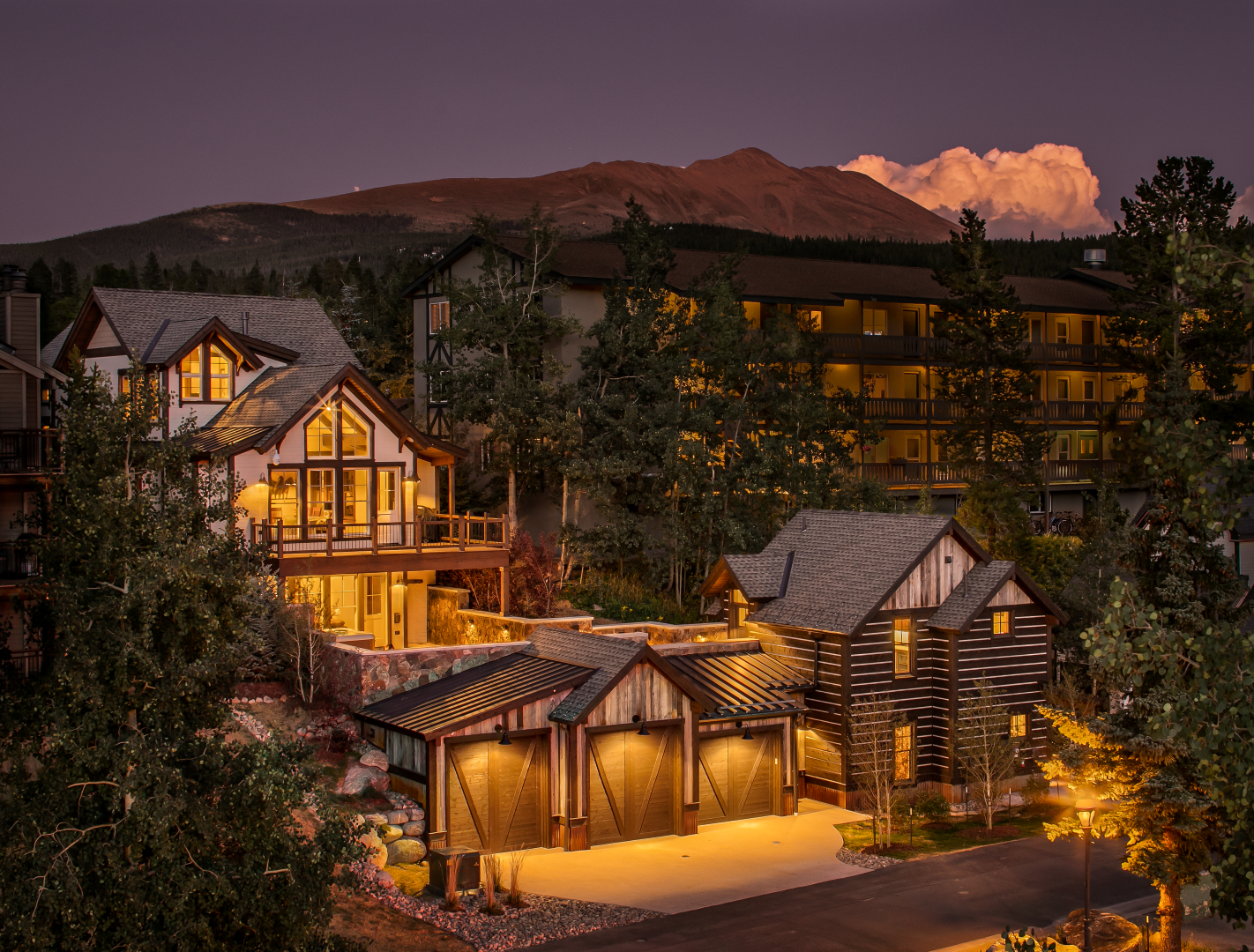 6Z9A8586-Edit (Large).png