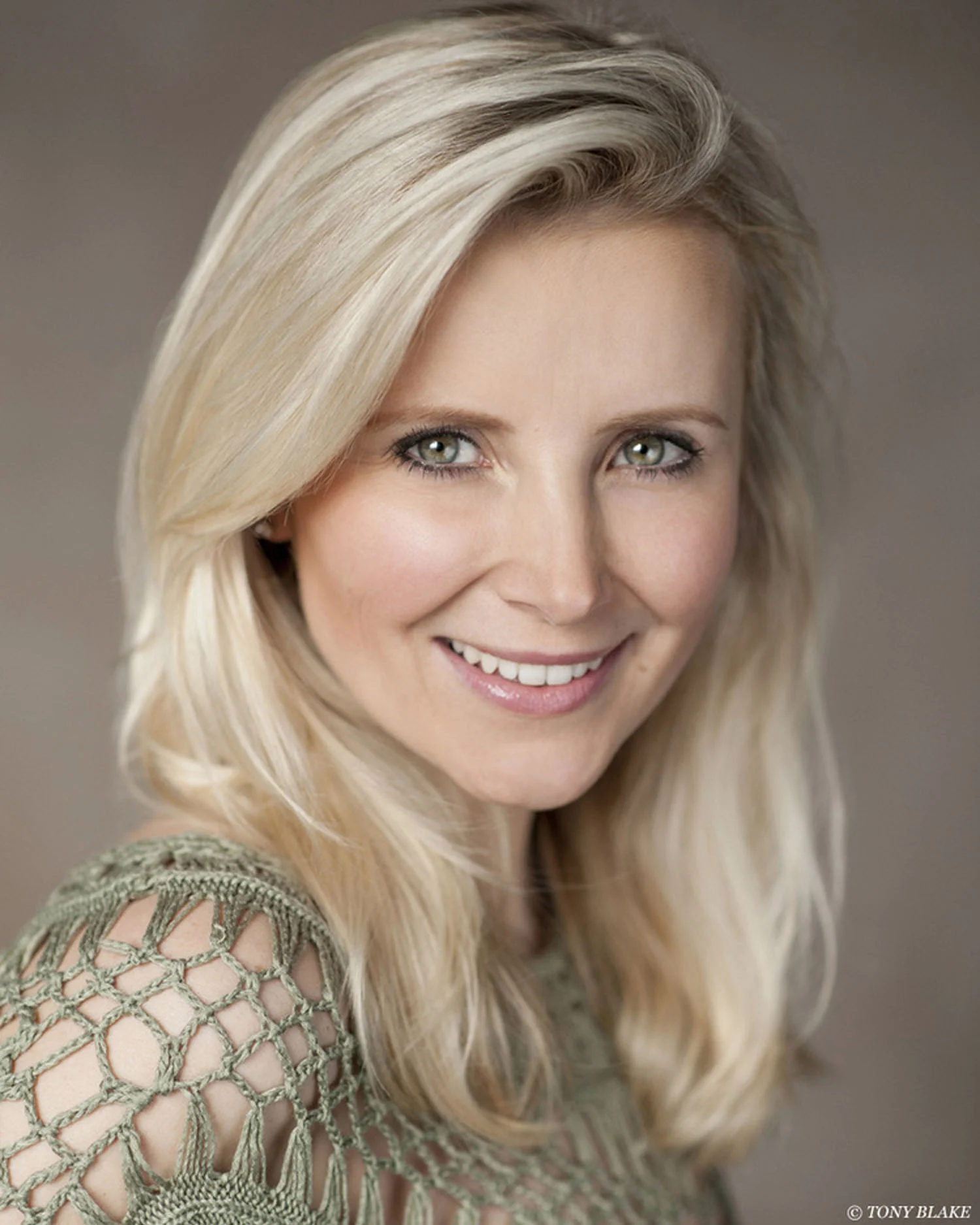 Carly Stenson3.jpg