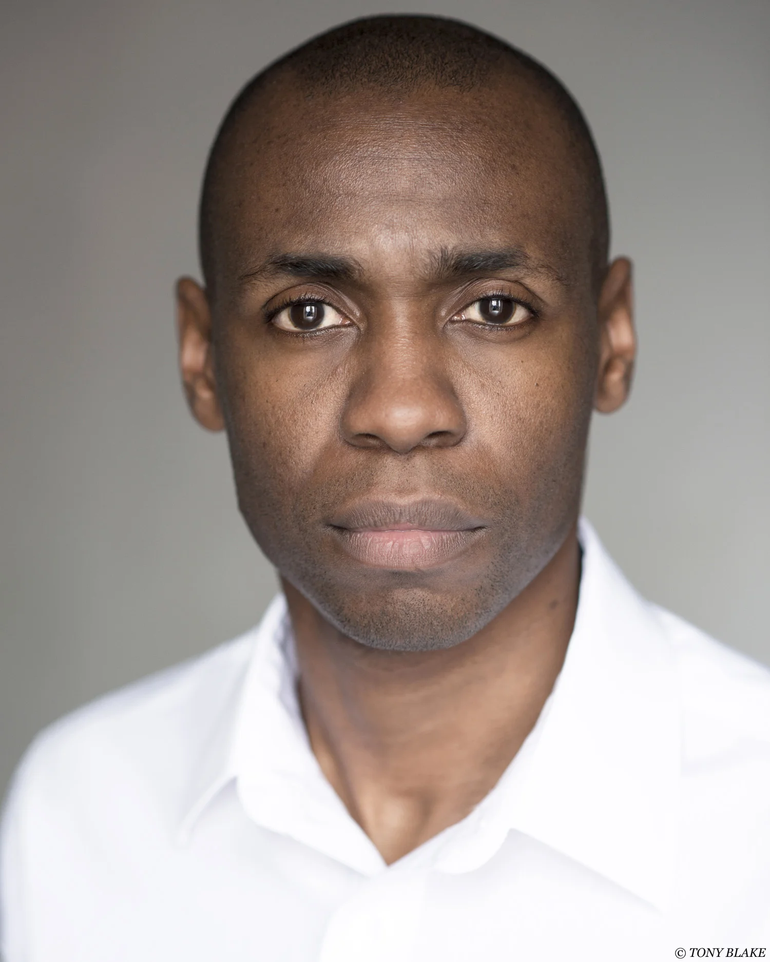 PeterAdams_ActorHeadshot.jpg