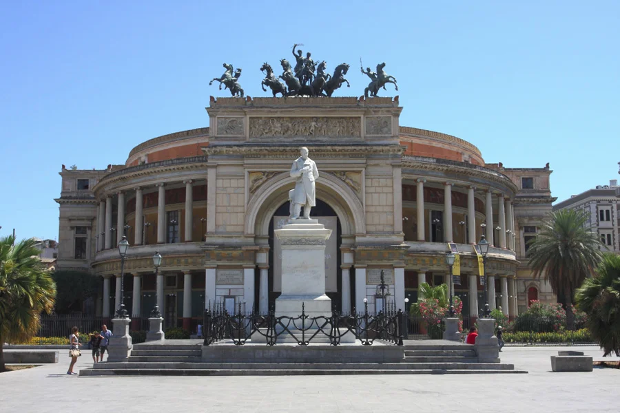 Politeama-Palermo.jpg