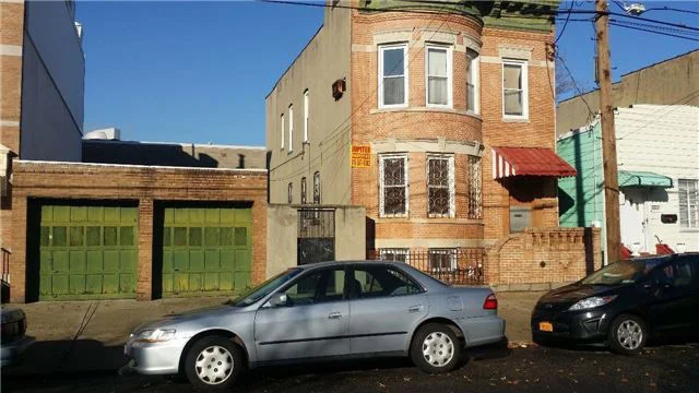 Sold | 11th street Multi-family | LIC | $2,000,000