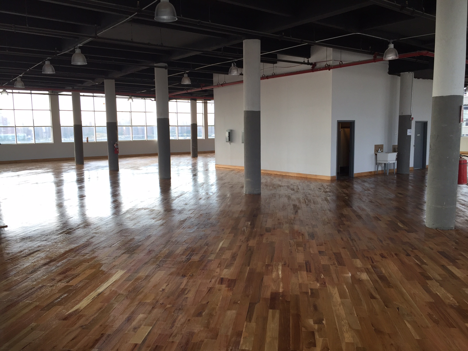 RENTED | 2,000 sqft | Loft