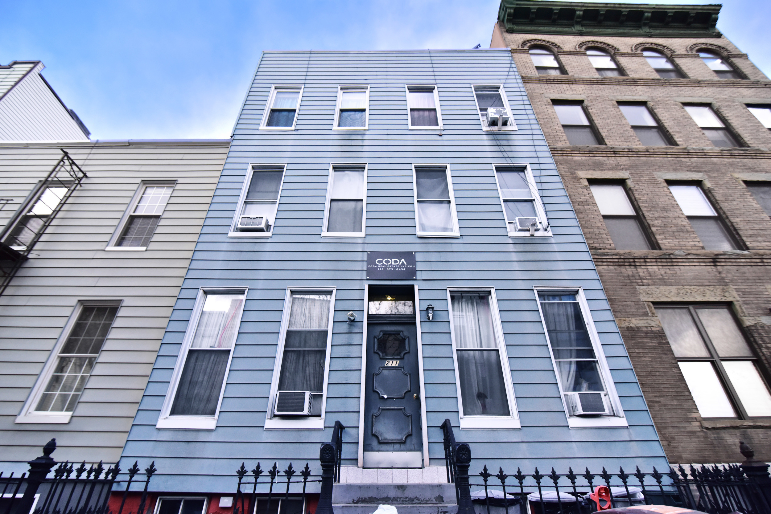 Sold | Greenpoint | 6 Fam | 1,300,000