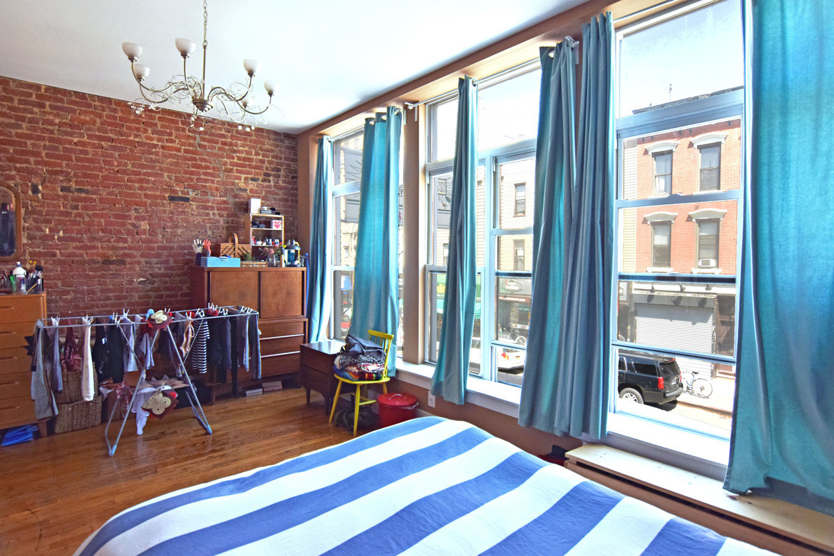 Greenpoint | 2 Bed | 1 Bath