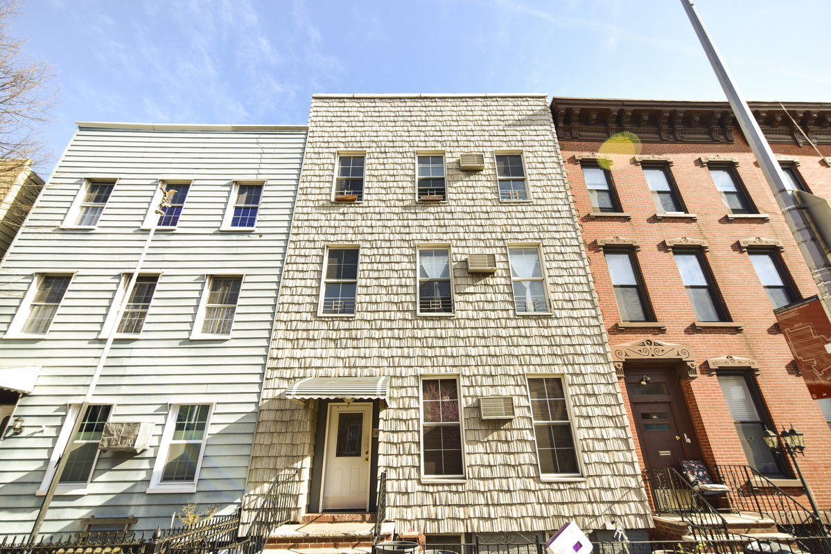 Off Market | Greenpoint | 3 Fam