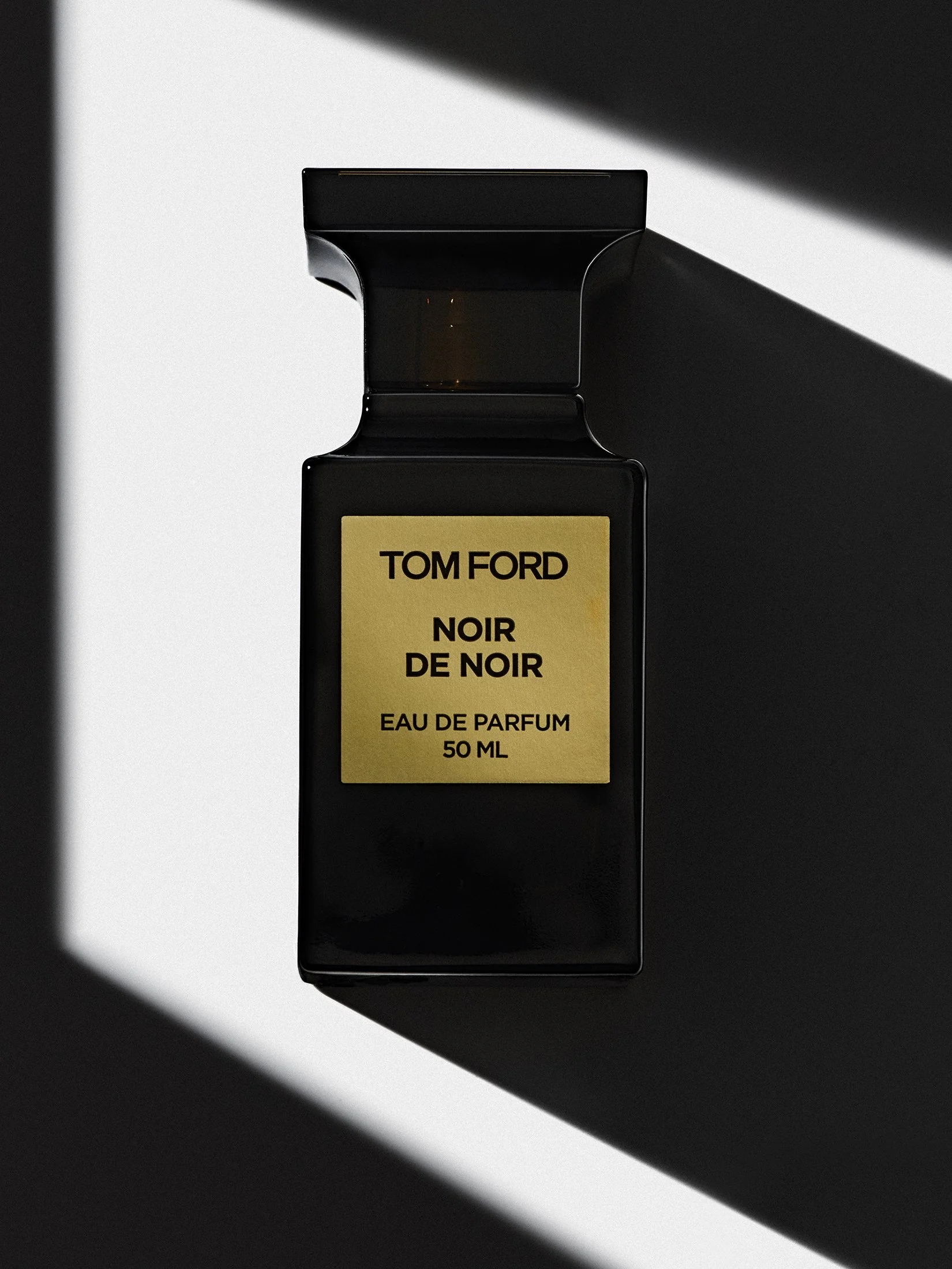 TOM_FORD_NOIR_DE_NOIR_CROPPED_2.jpg