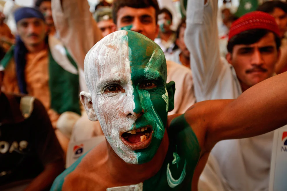 pakistan fan.jpg
