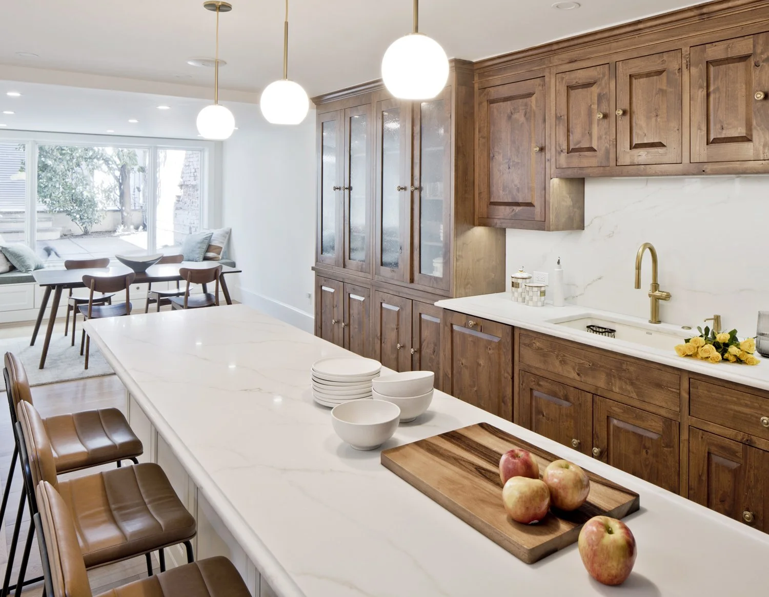 kitchen small.jpg