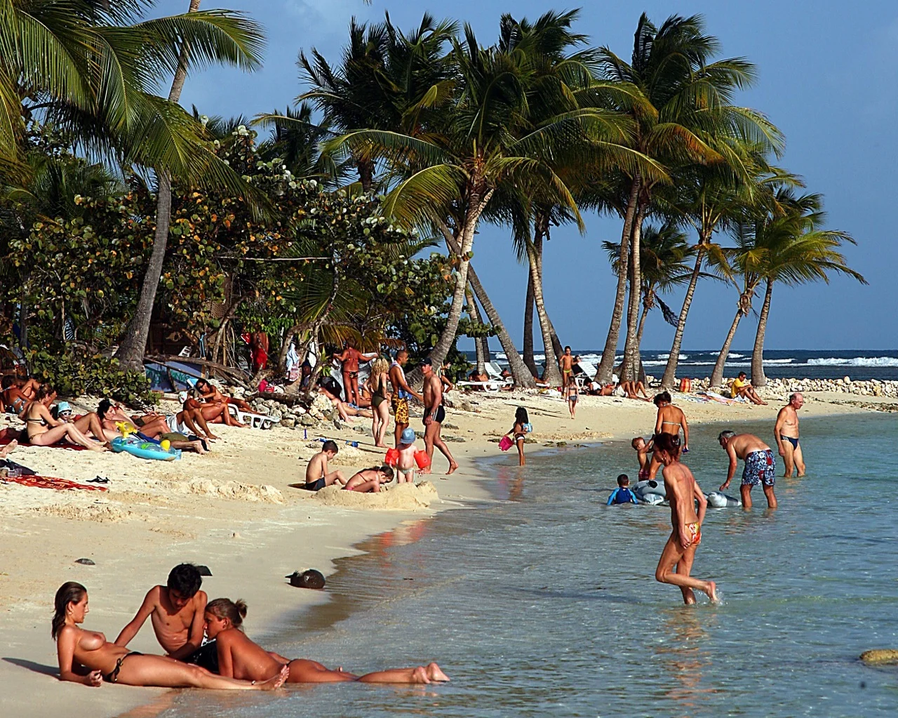 Headless norwegians on a topless beach