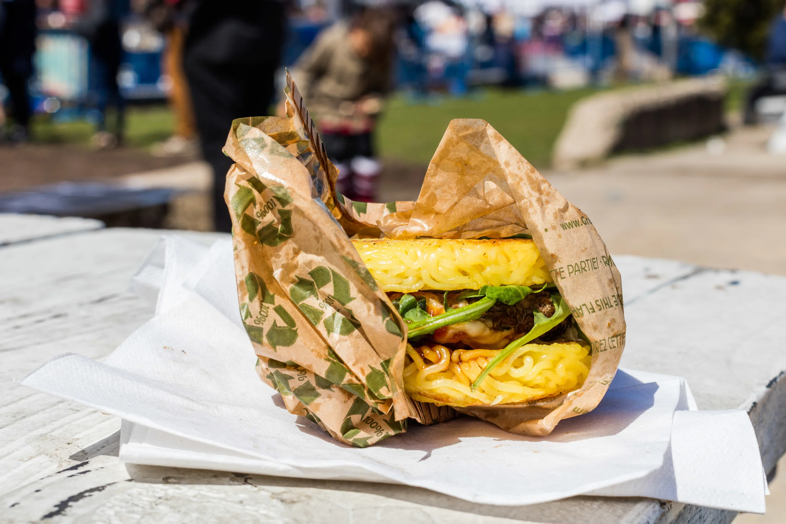Et voilà; Ramen Burger. Foto: Sven-Erik Knoff