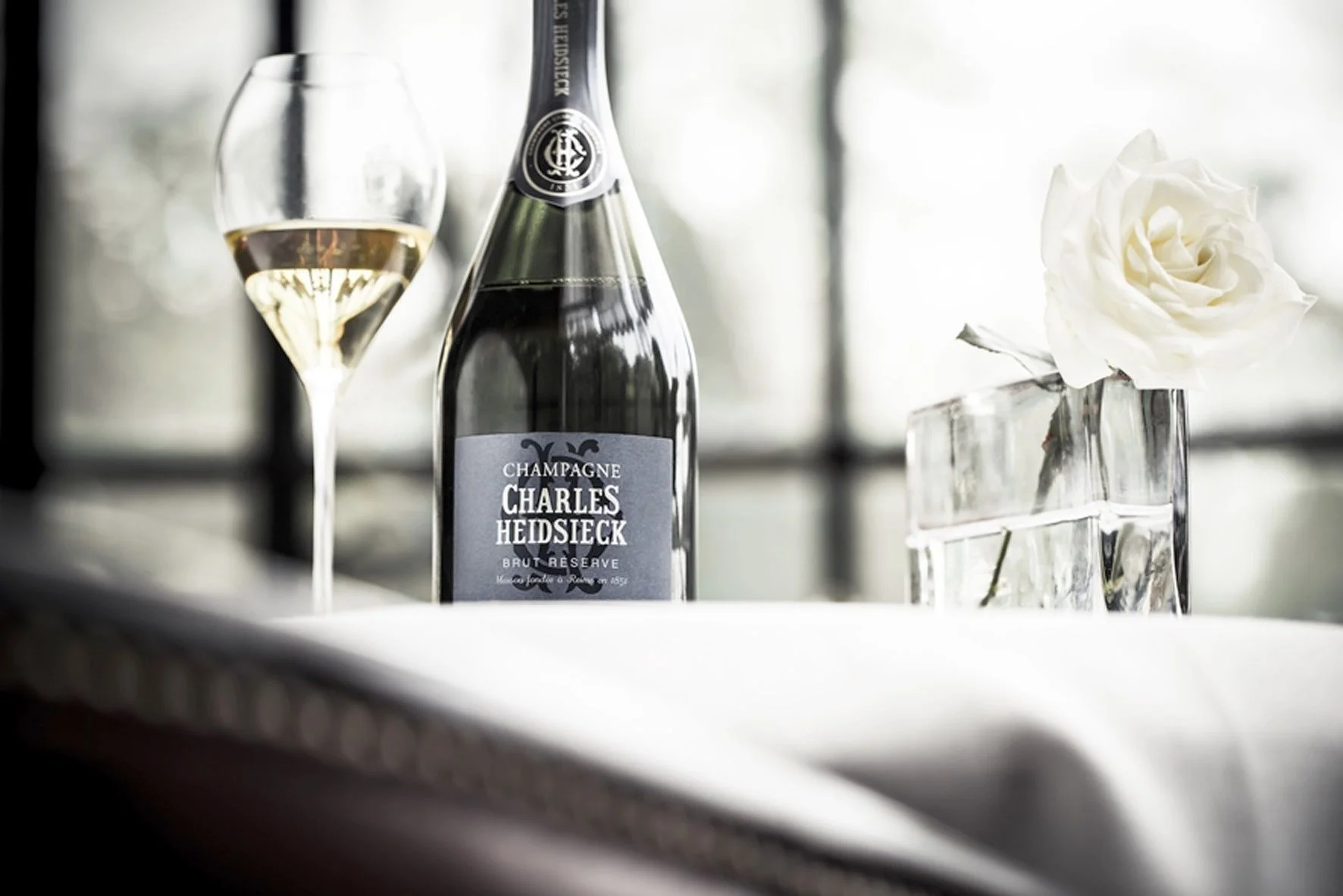 Dette flyselskapet serverer 220 000 champagneflasker i år