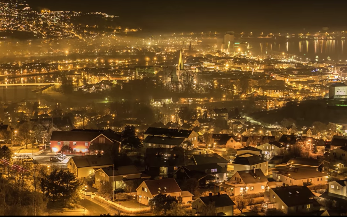 Slik har du aldri sett gullbyen Trondheim før
