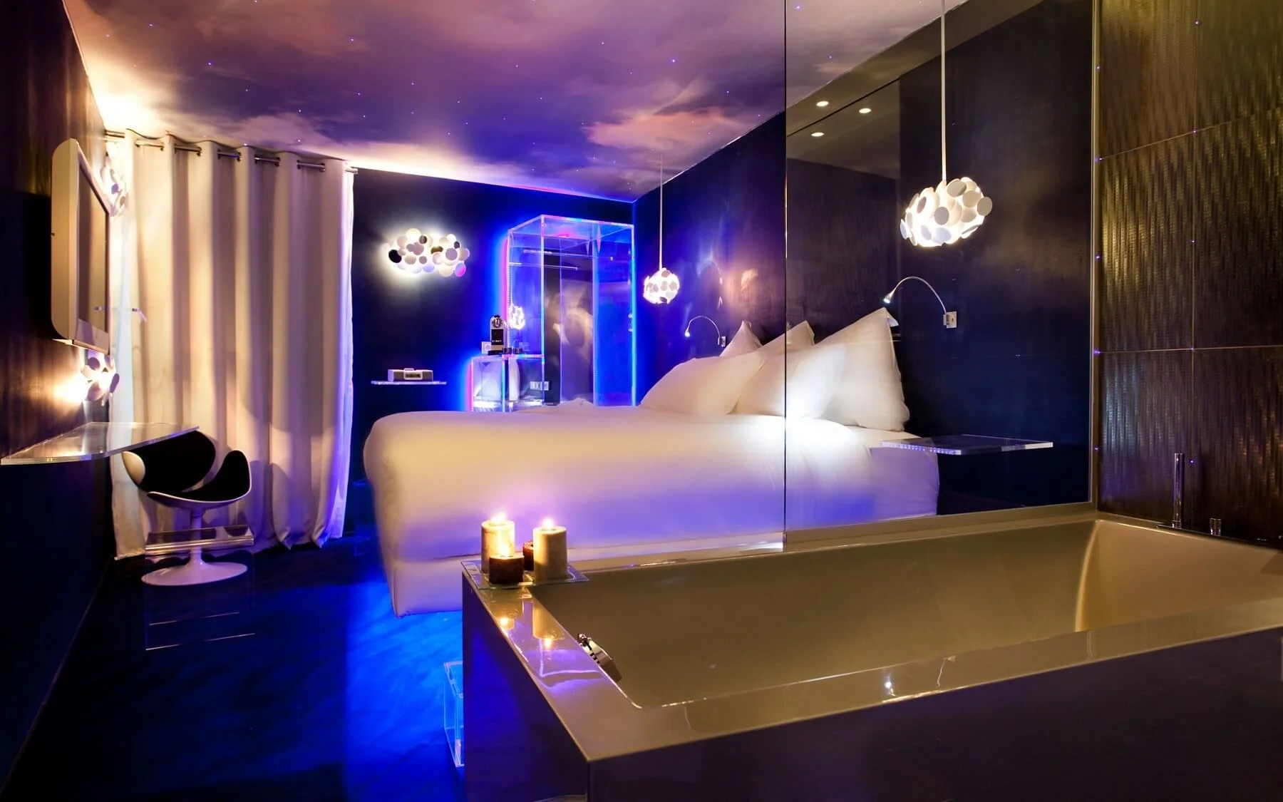 SevenHotel5.jpeg