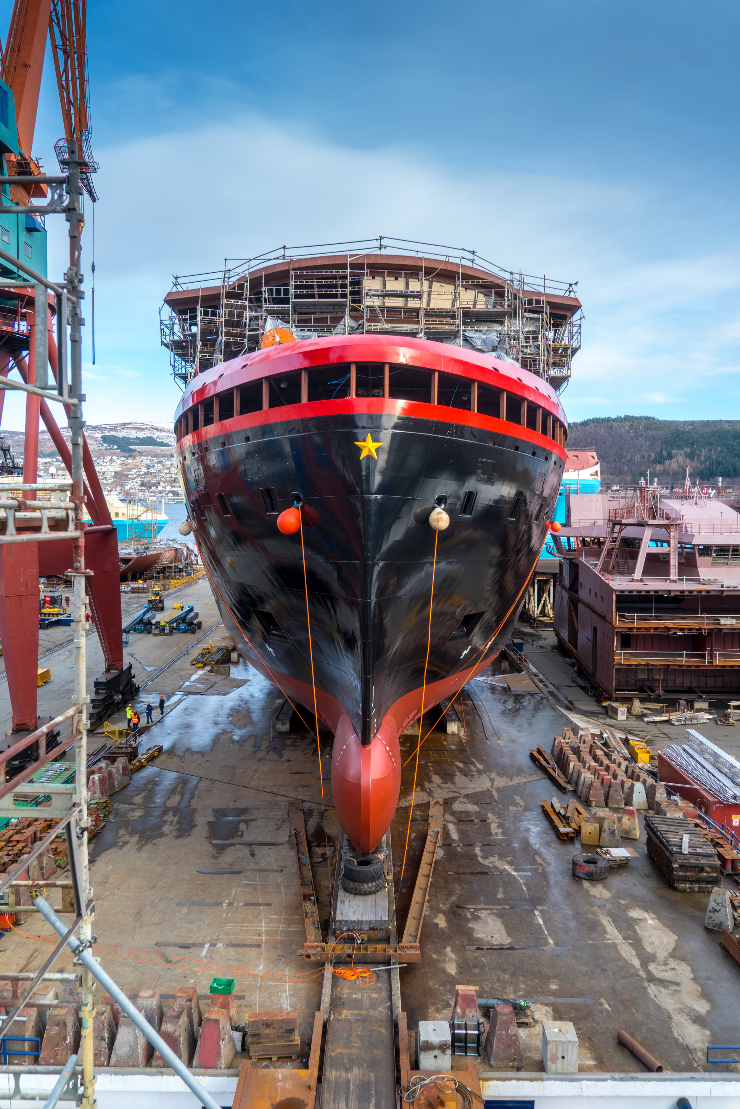 Oclin_Hurtigruten_RoaldAmundsen_HQ-103.jpg