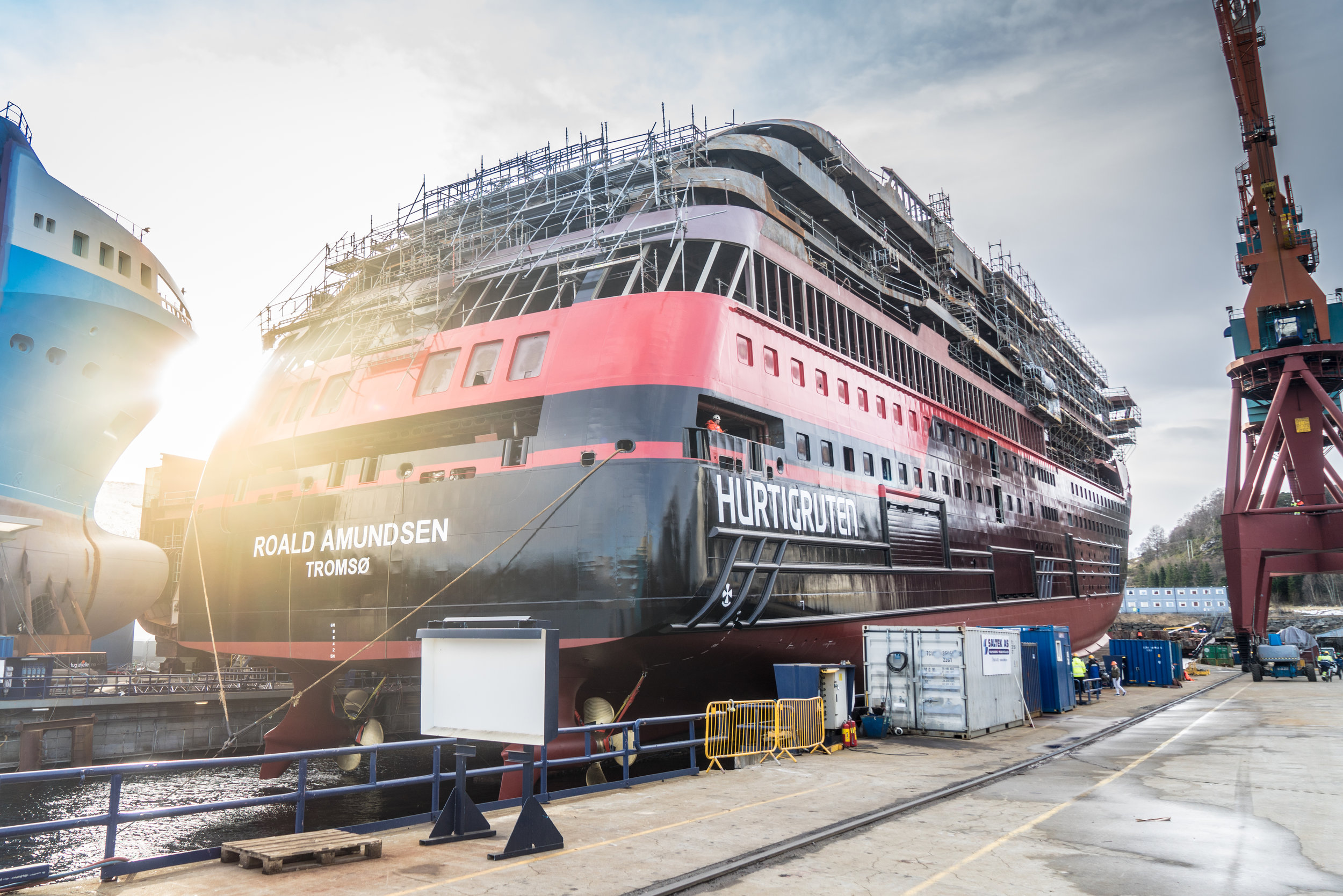 Oclin_Hurtigruten_RoaldAmundsen_HQ-105.jpg