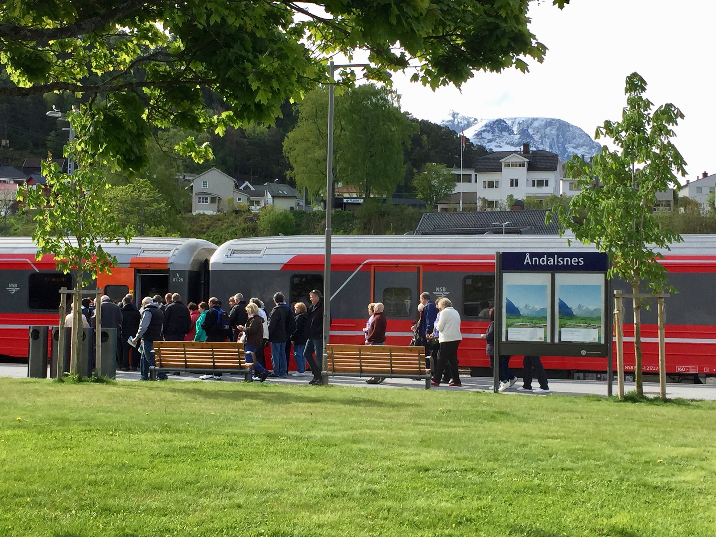 Åndalsnes bør satse på utvikling av Raumabanen i turistsammenheng. Det kan gi den verdiskapingen kommunen virkelig trenger. Foto: Odd Roar Lange