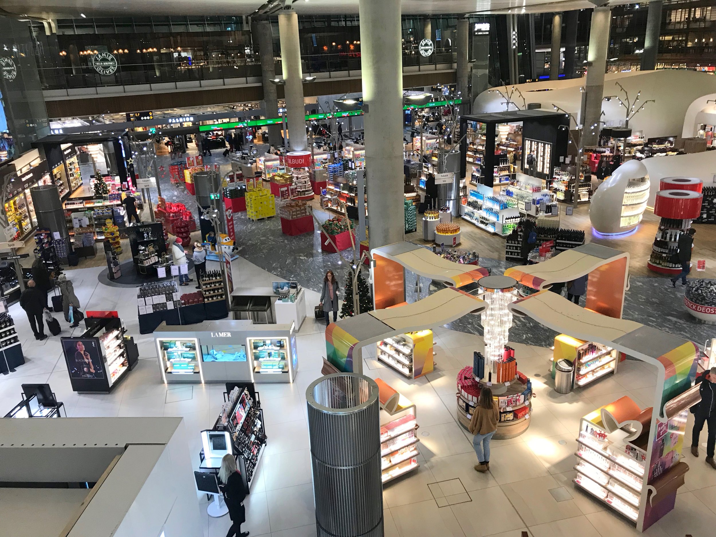 Taxfreebutikkene har stort utvalg, men ikke alle tilbud er like gode. Foto: Odd Roar Lange