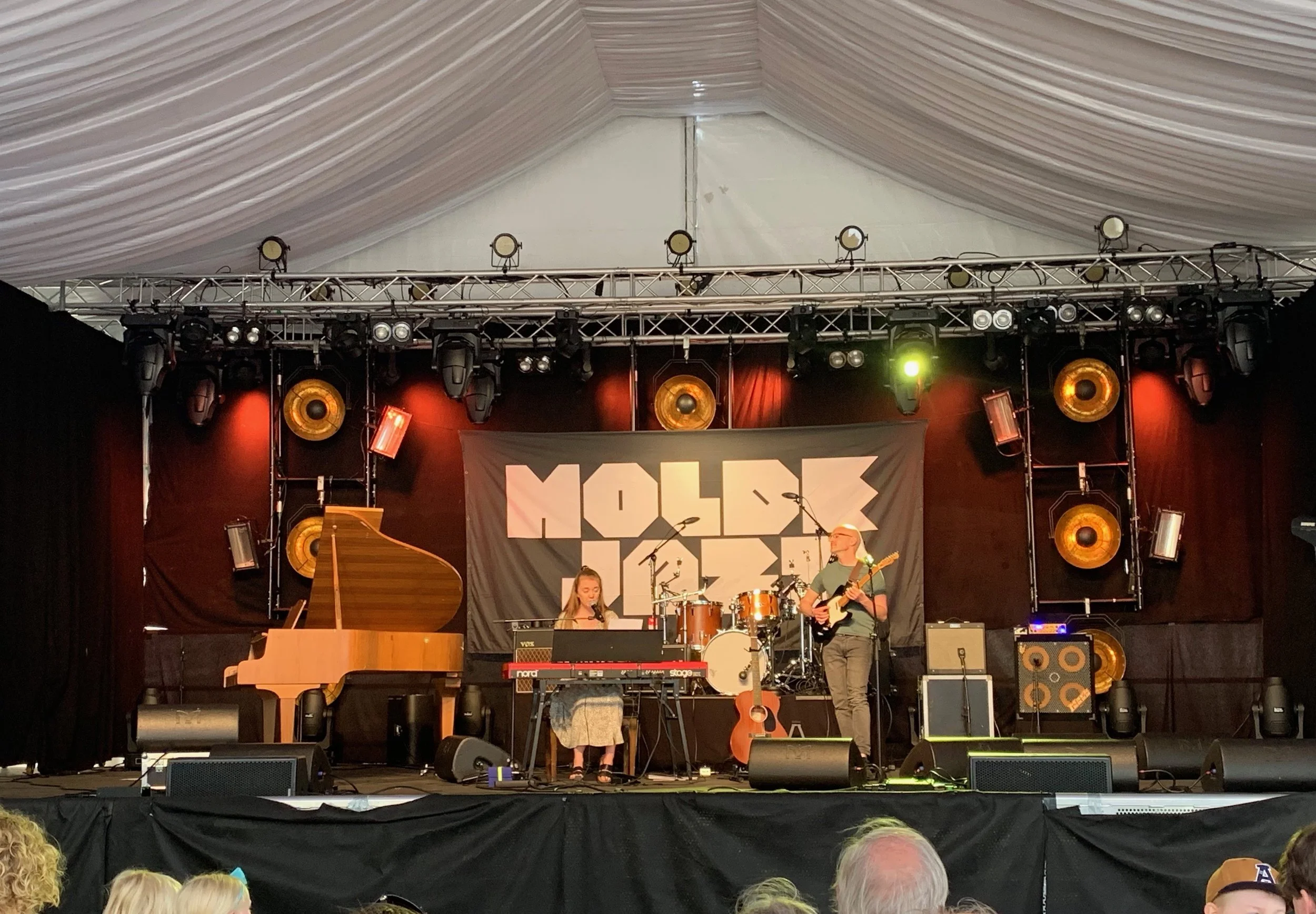 Feriedager til gode? Kom deg til Molde med én gang