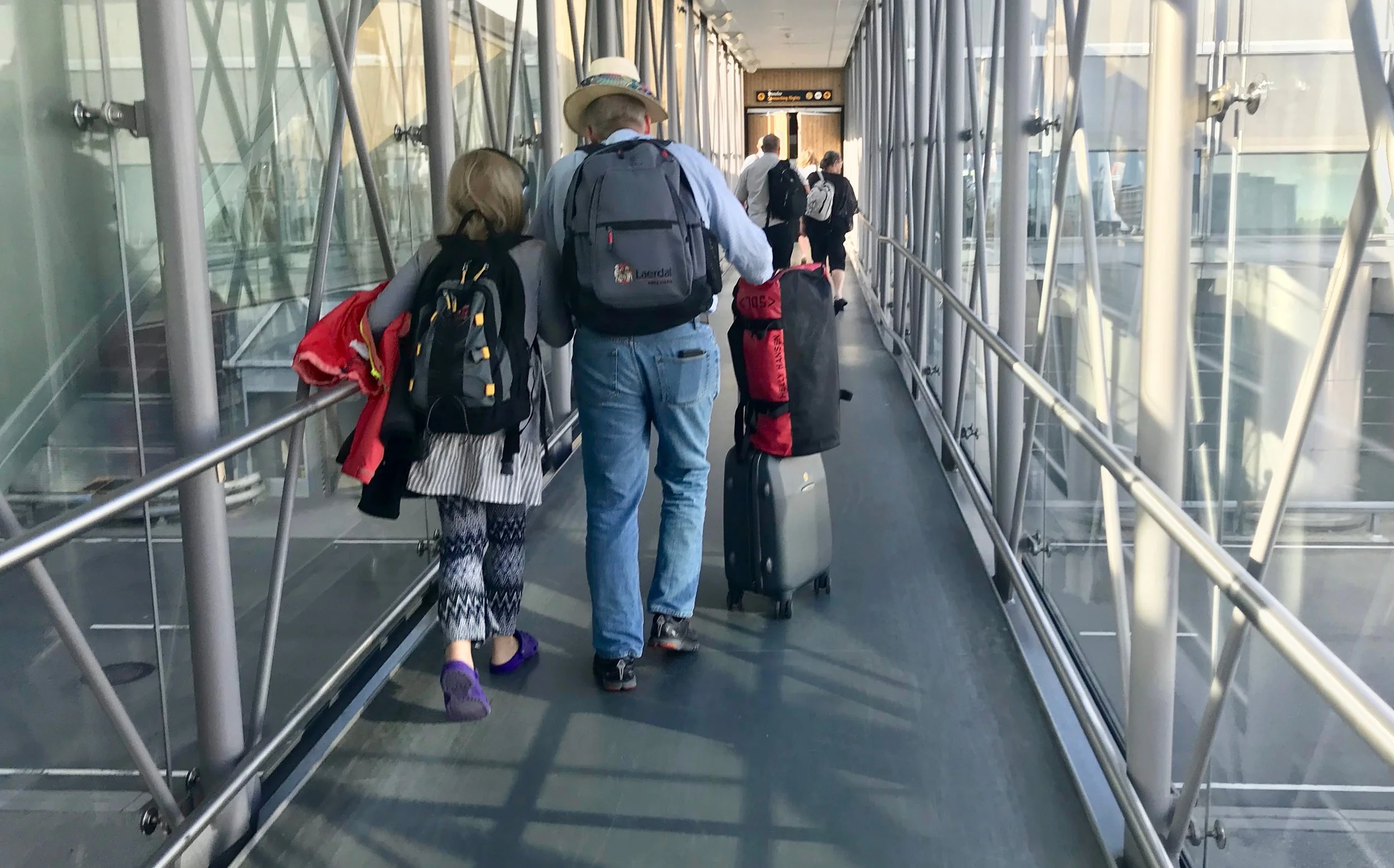 Håndbagasje på flyet? Nå vil de stanse deg for veiing